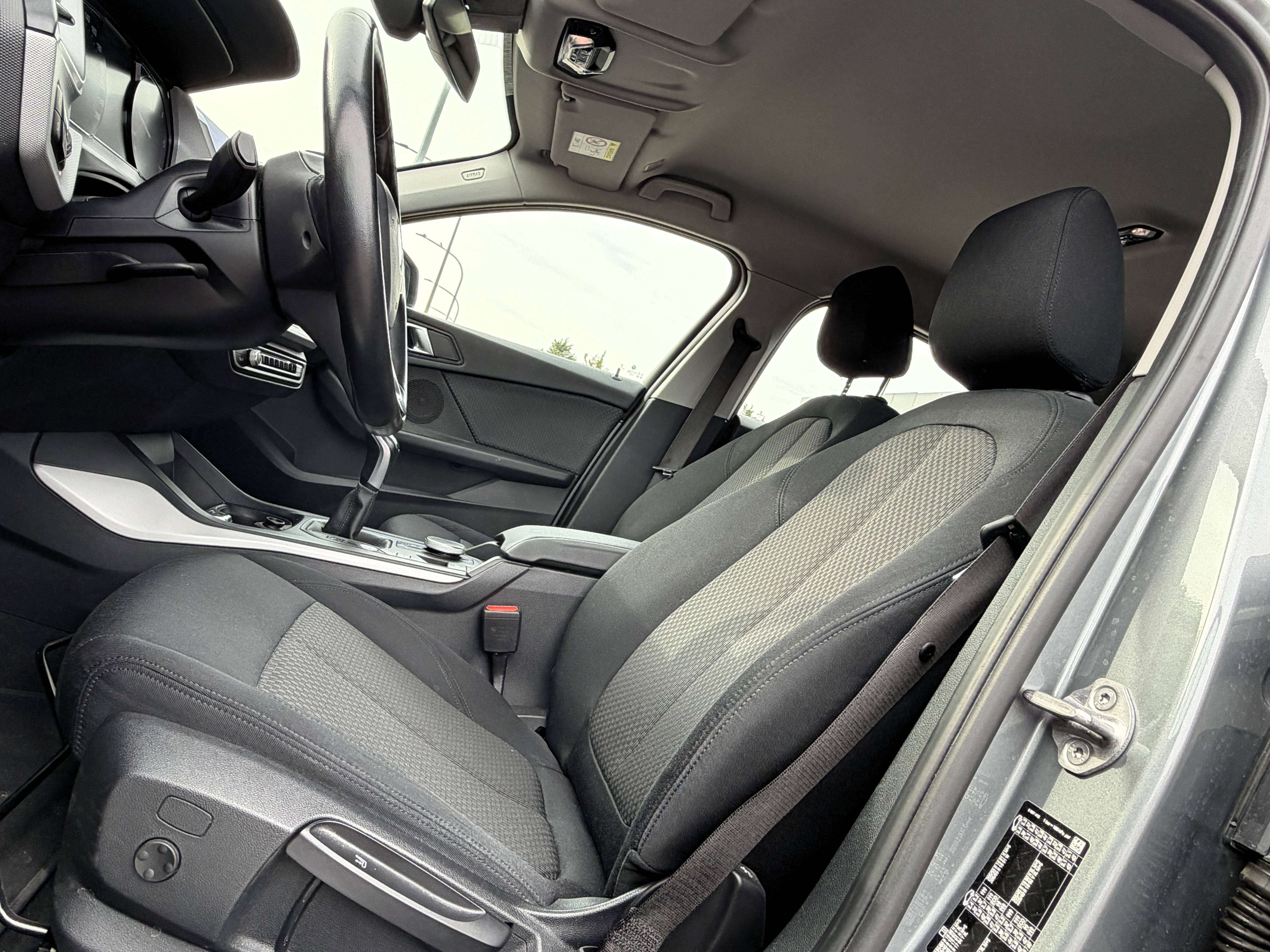 BMW 116 d Advantage 1er PROPRIO/HISTORIQUE COMPLET/NAVI-CARPLAY/FULL LED/Pack LIGHT/