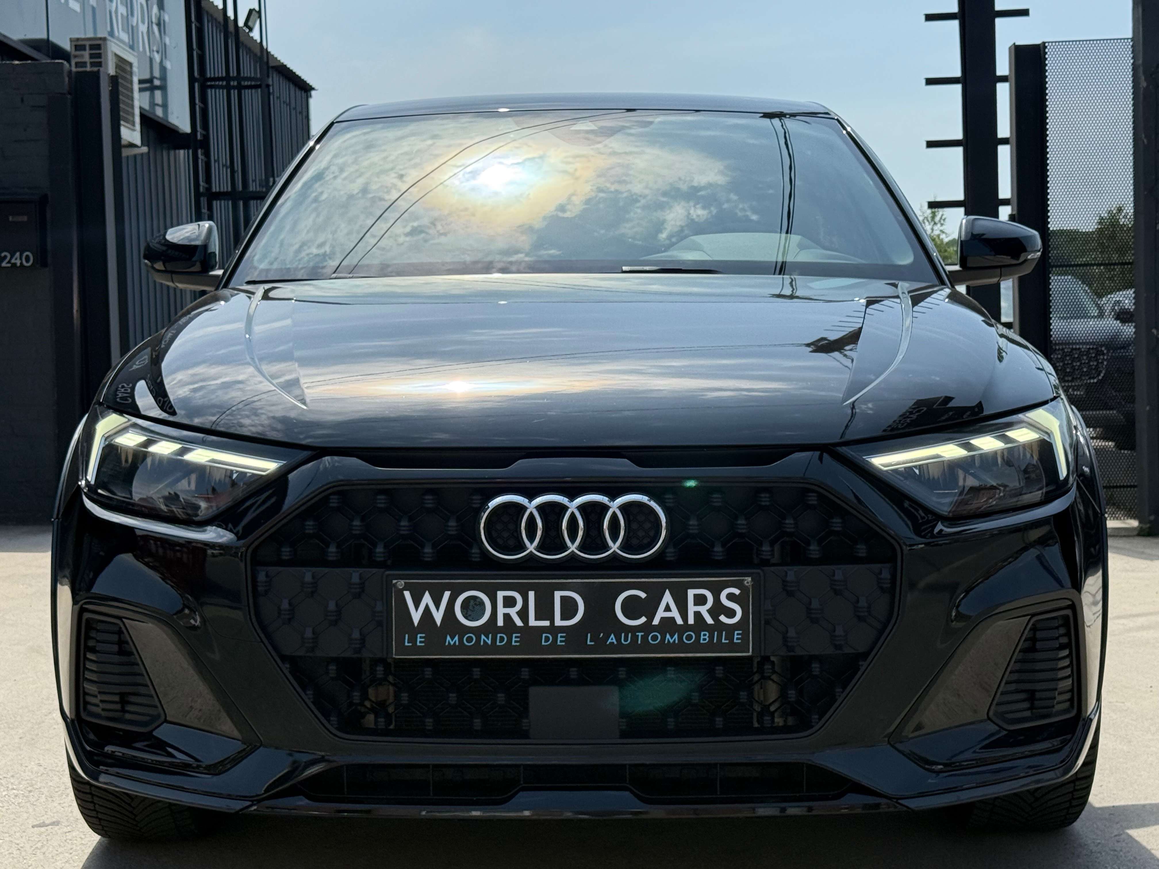 Audi A1 Citycarver 30 TFSI S TRONIC - LINE ASSIST - COCKPIT - LED - GARANTIE 12 MOIS