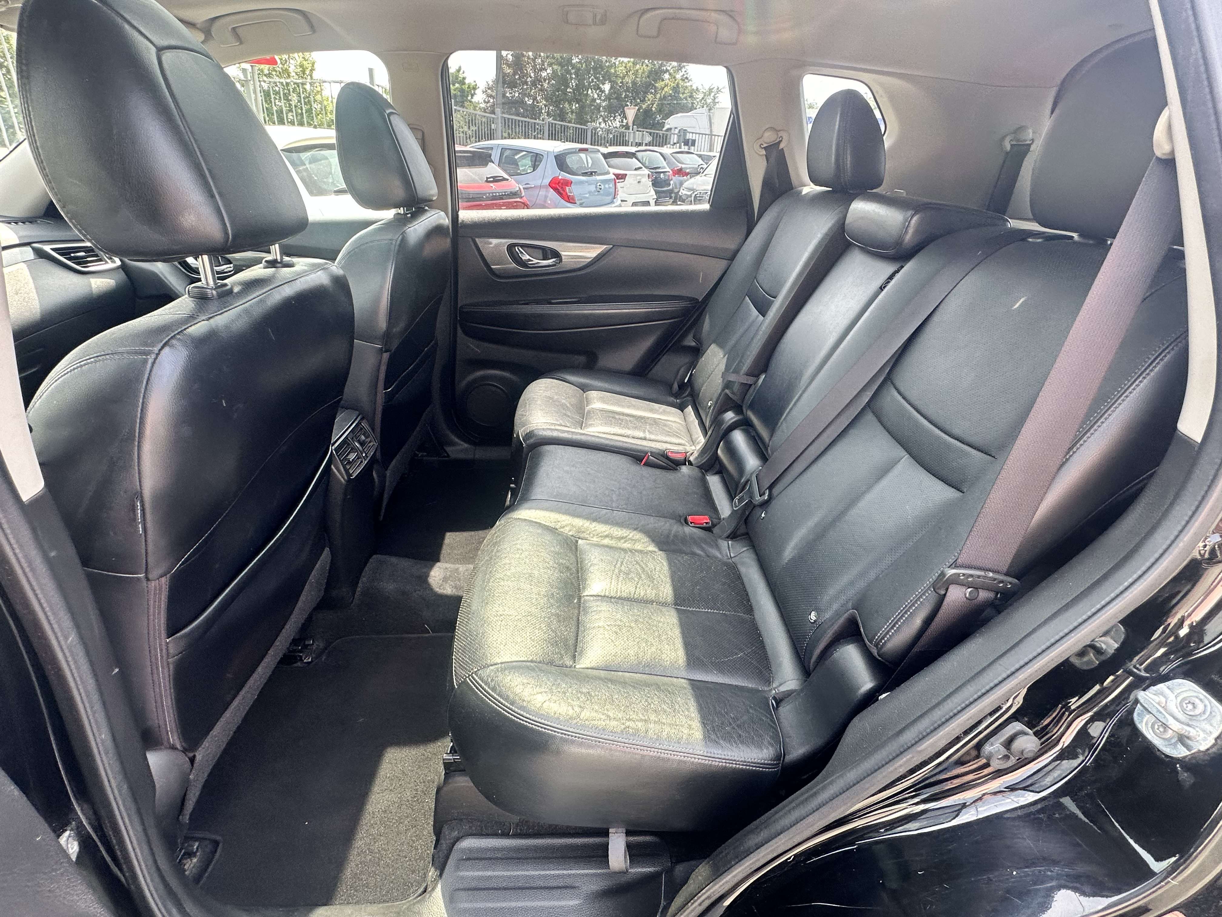Nissan X-Trail 1.6 dCi 2WD  7pl. Xtronic