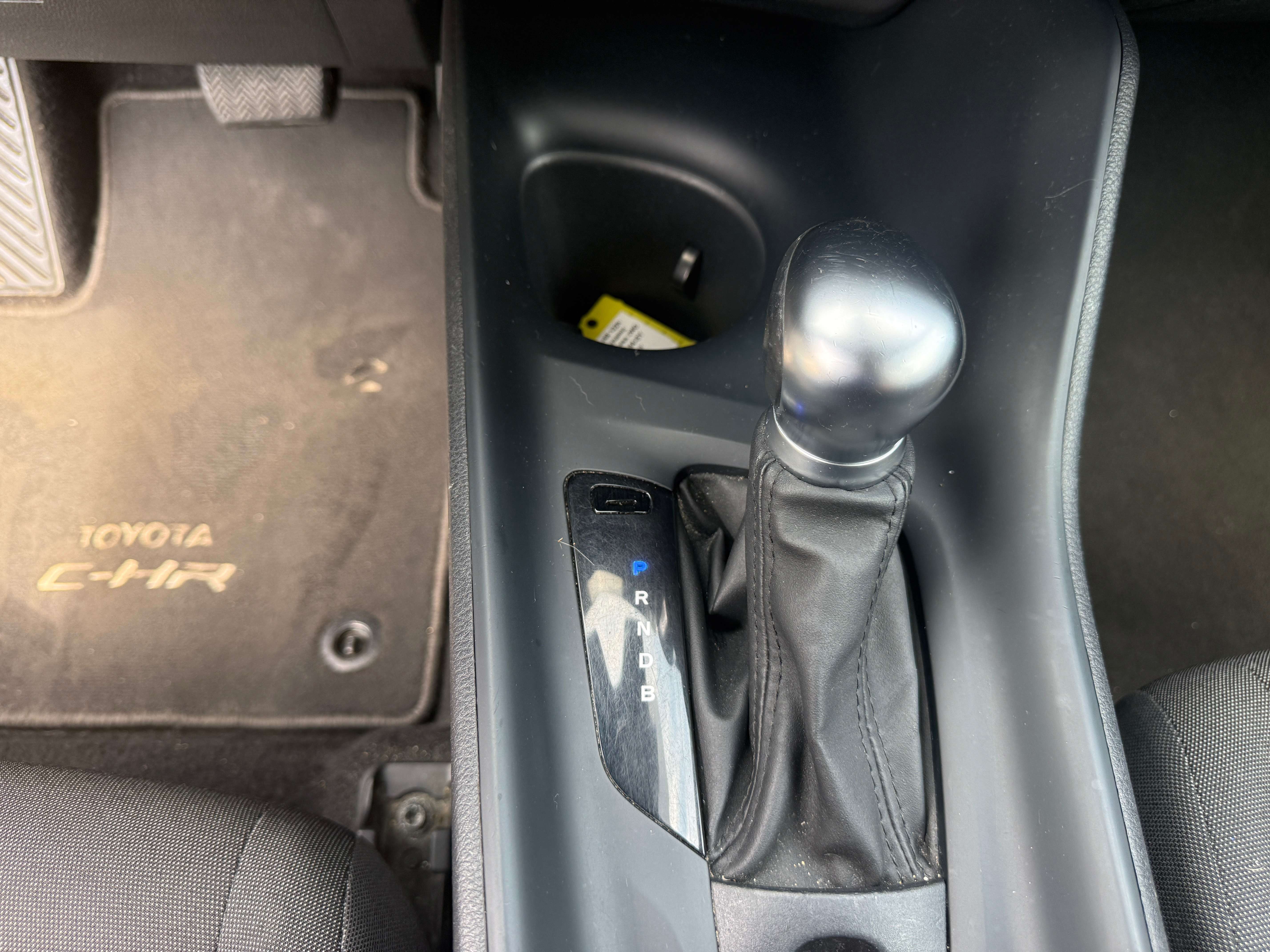 Toyota C-HR C-HR Hybrid 1.8i VVT-i C-Hic E-CVT