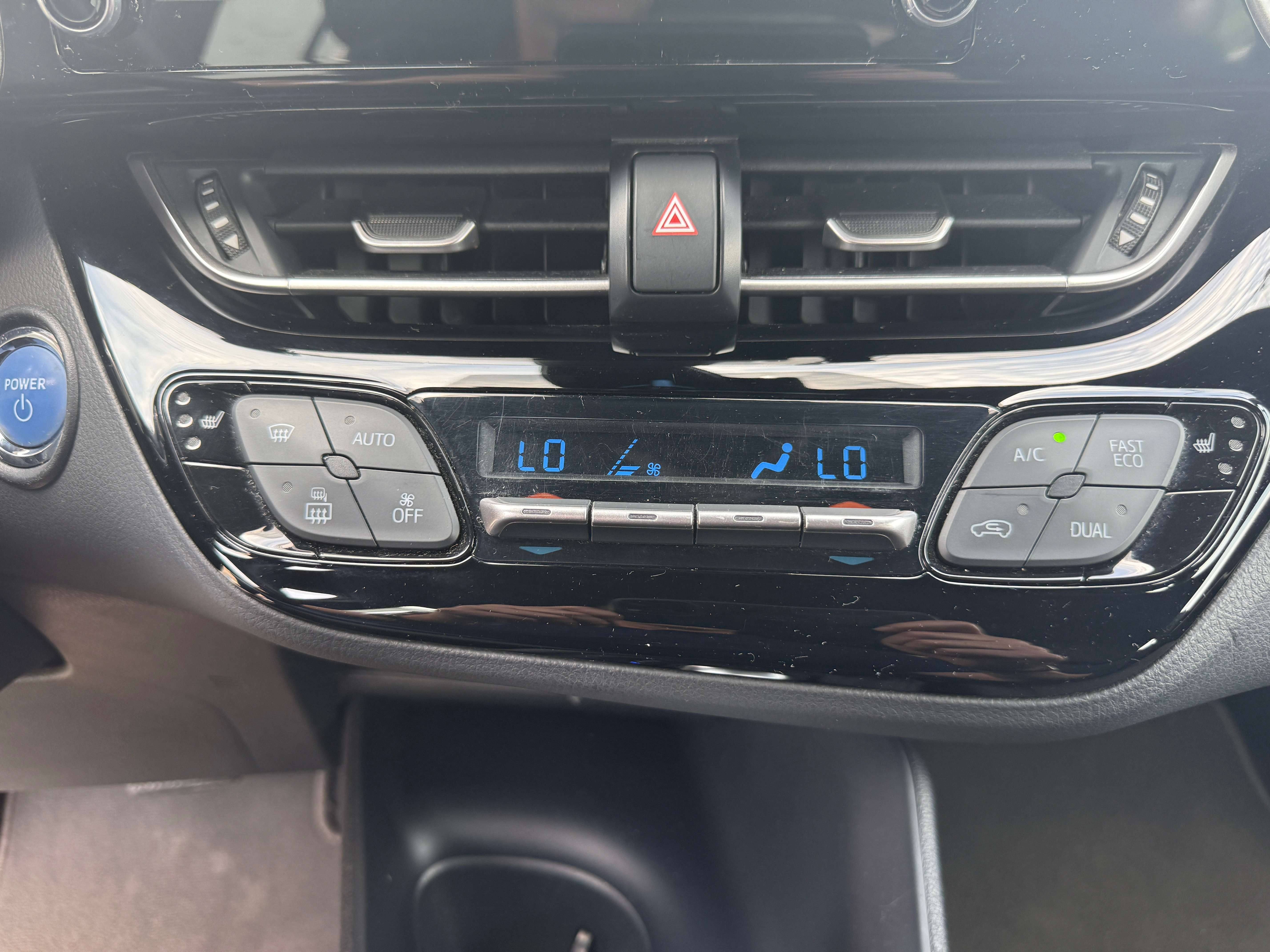 Toyota C-HR C-HR Hybrid 1.8i VVT-i C-Hic E-CVT