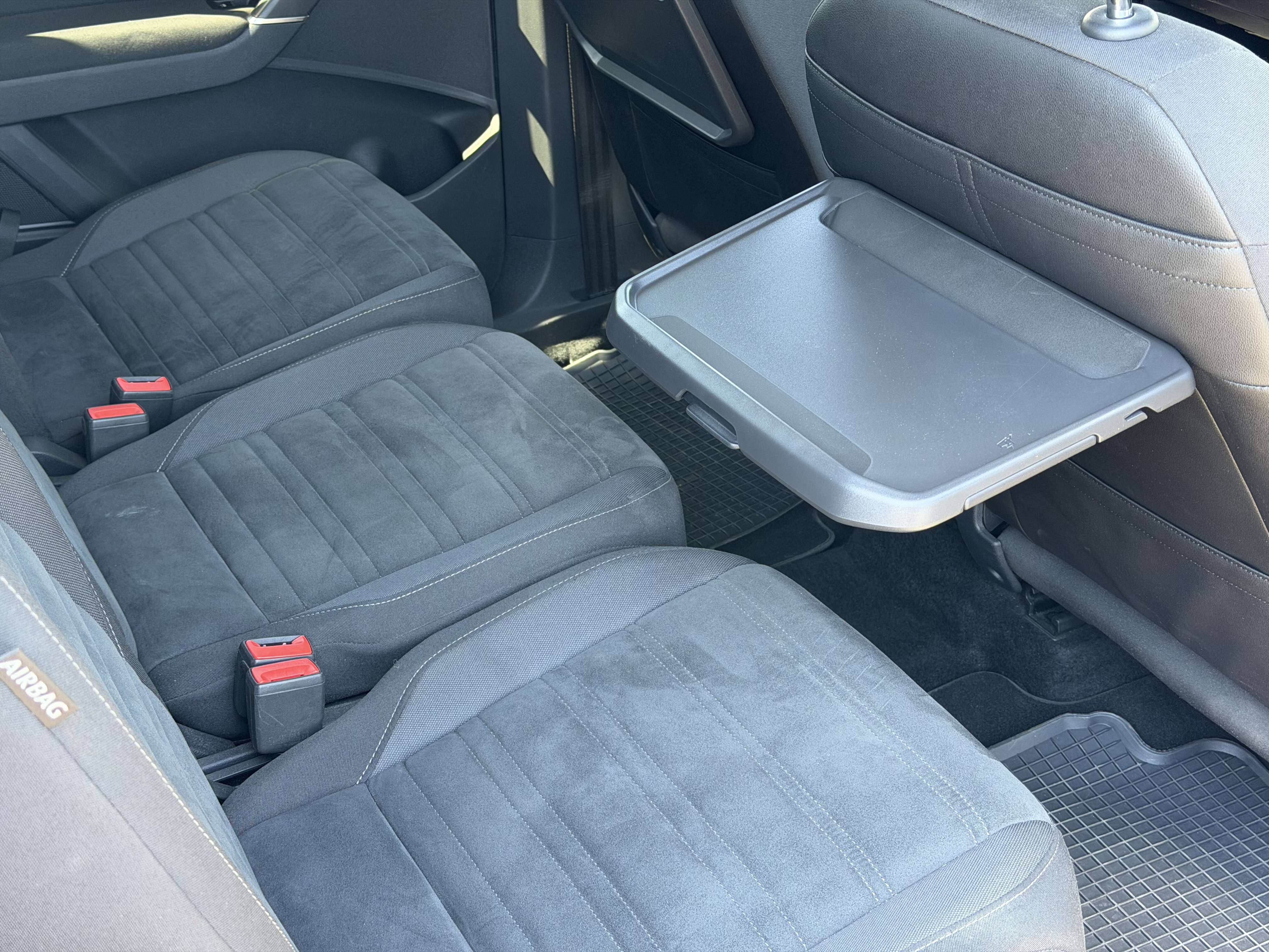 Volkswagen Touran 7PL*1.4 TSI*AUTMAT DSG*NAVI*CAMERA*Carplay
