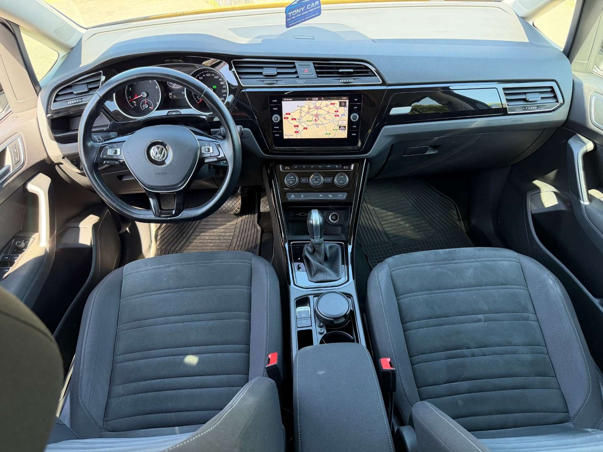 Volkswagen Touran 7PL*1.4 TSI*AUTMAT DSG*NAVI*CAMERA*Carplay
