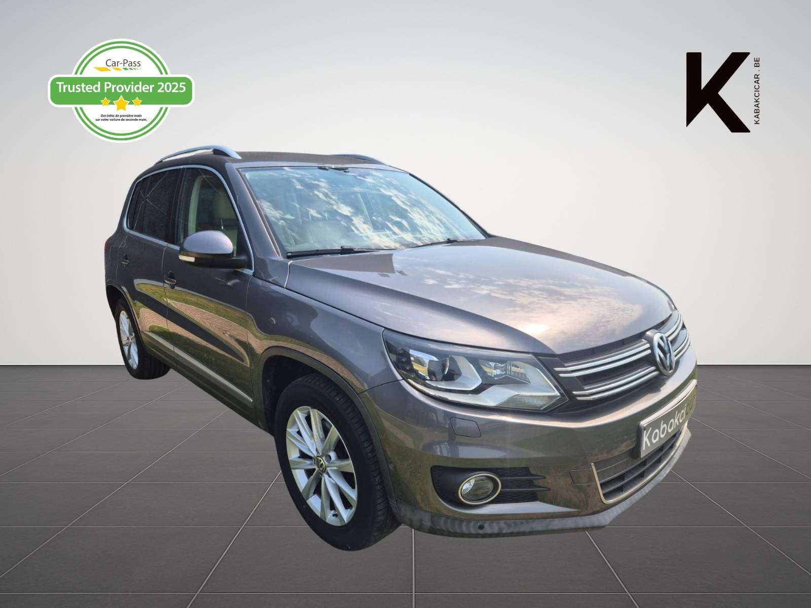 Volkswagen Tiguan 1.4 TSI Trend & Fun / 54.123 Km ! / Navigation / Full Capteurs / Garantie 12 Mois
