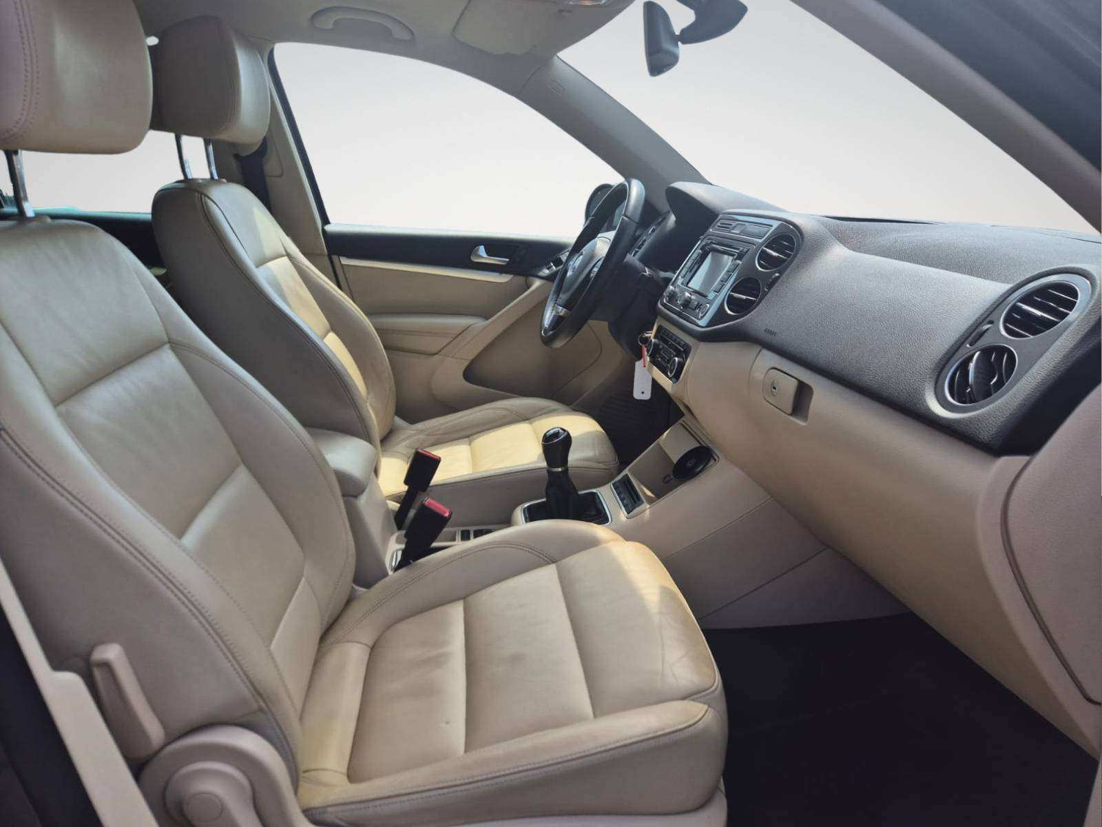 Volkswagen Tiguan 1.4 TSI Trend & Fun / 54.123 Km ! / Navigation / Full Capteurs / Garantie 12 Mois