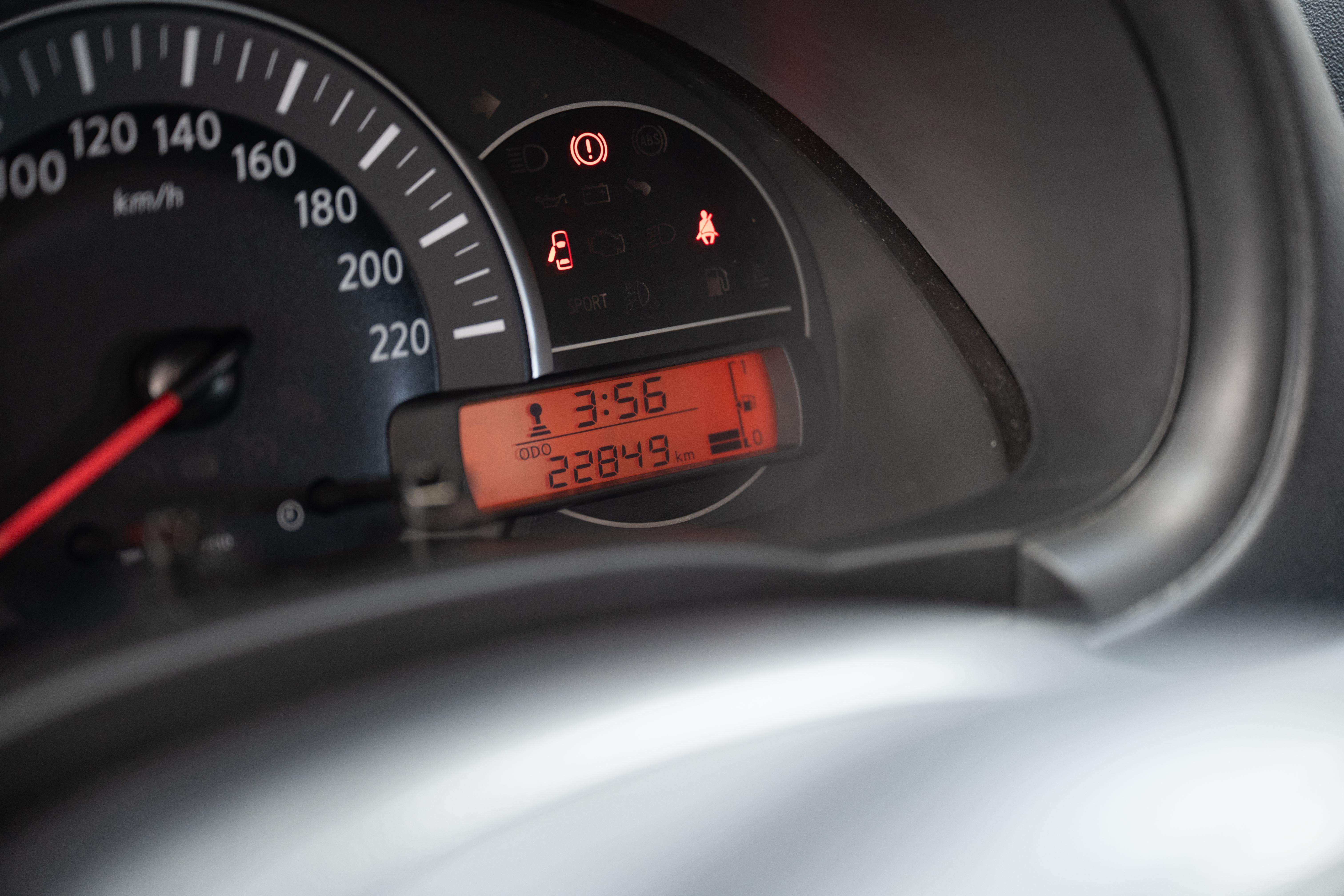 Nissan Micra 1.2i 80cv - Clim Garantie 12 mois