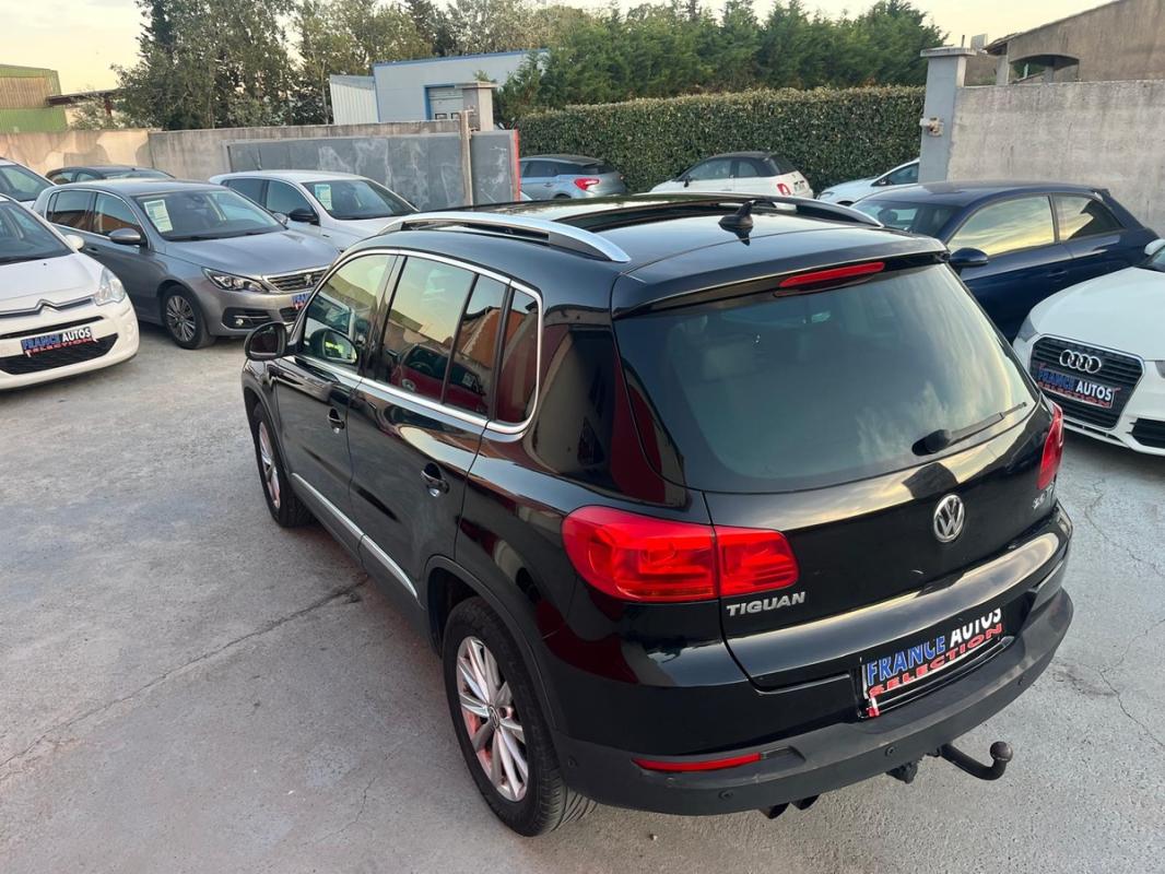 Volkswagen Tiguan 2.0 tdi 140 CH 4 MOTIONS CARAT BOITE AUTO