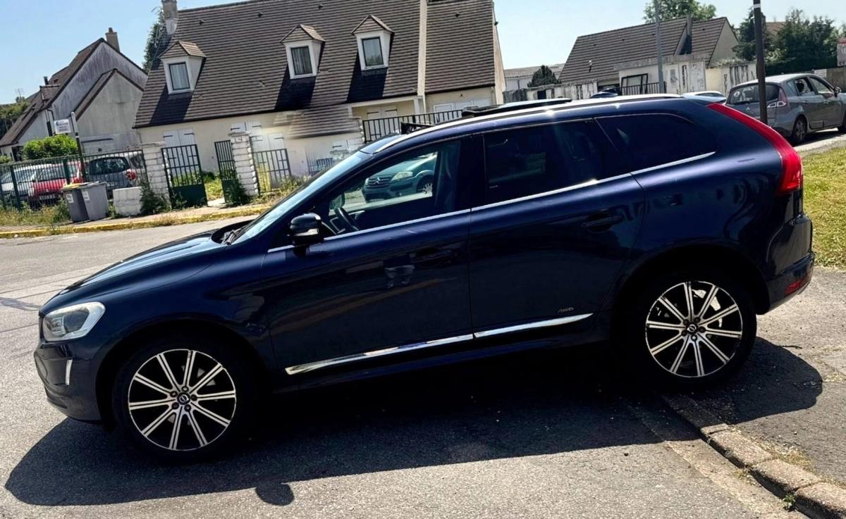 Volvo Xc60 2.4 D4 180 XENIUM AWD TOIT OUVRANT