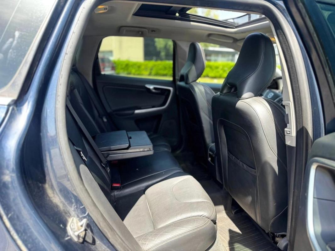 Volvo Xc60 2.4 D4 180 XENIUM AWD TOIT OUVRANT