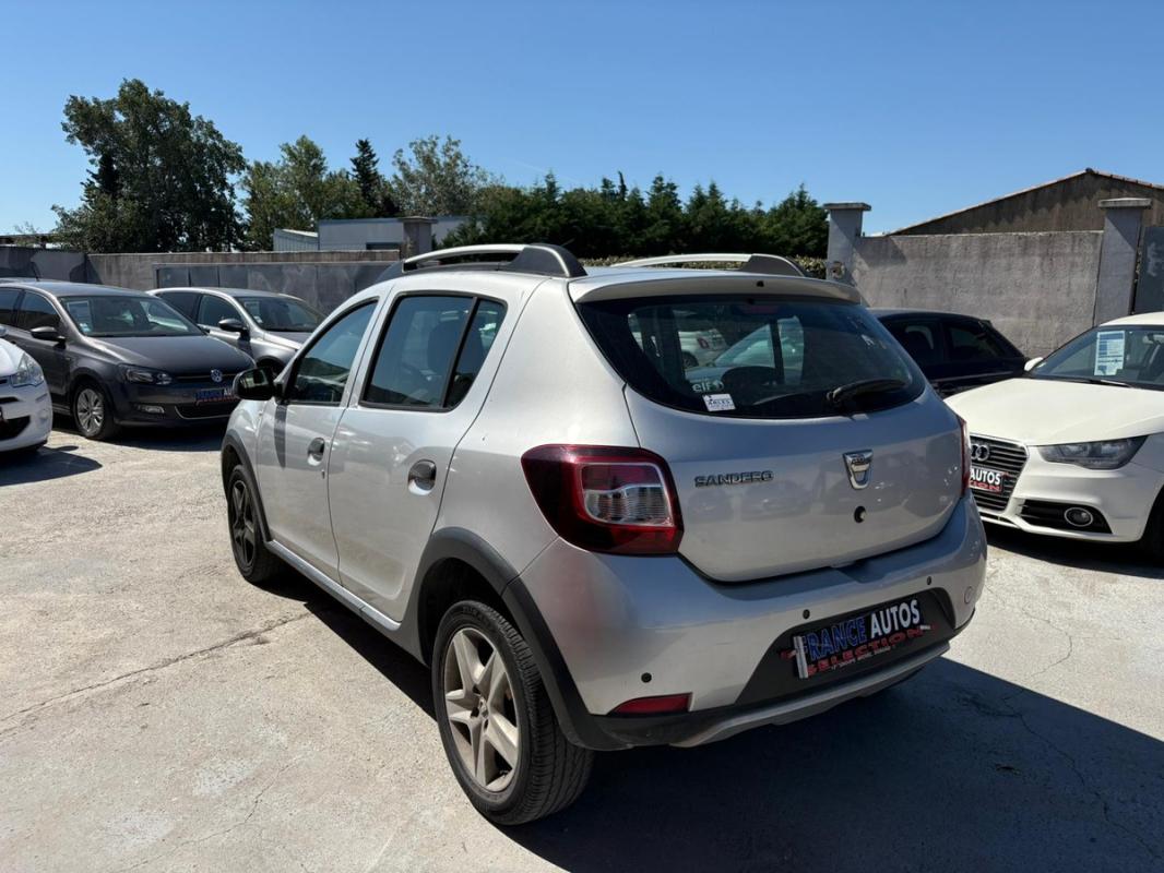 Dacia Sandero Stepway 1.5 BLUE DCI 90CH - DIESEL | ENTIÈREMENT RÉVISÉE ET GARANTIE 12 MOIS EN EUROPE