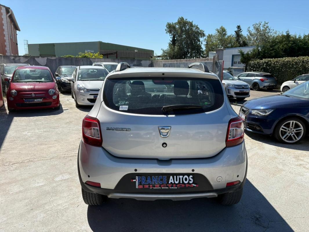Dacia Sandero Stepway 1.5 BLUE DCI 90CH - DIESEL | ENTIÈREMENT RÉVISÉE ET GARANTIE 12 MOIS EN EUROPE