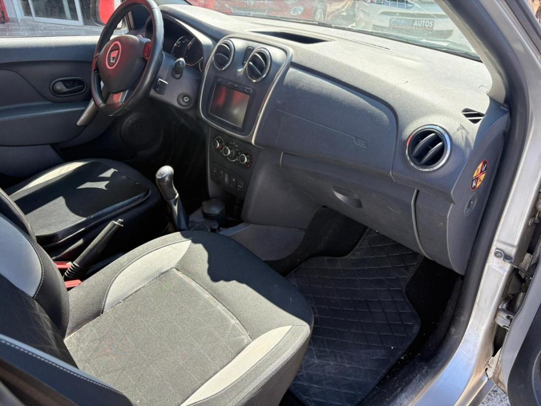 Dacia Sandero Stepway 1.5 BLUE DCI 90CH - DIESEL | ENTIÈREMENT RÉVISÉE ET GARANTIE 12 MOIS EN EUROPE