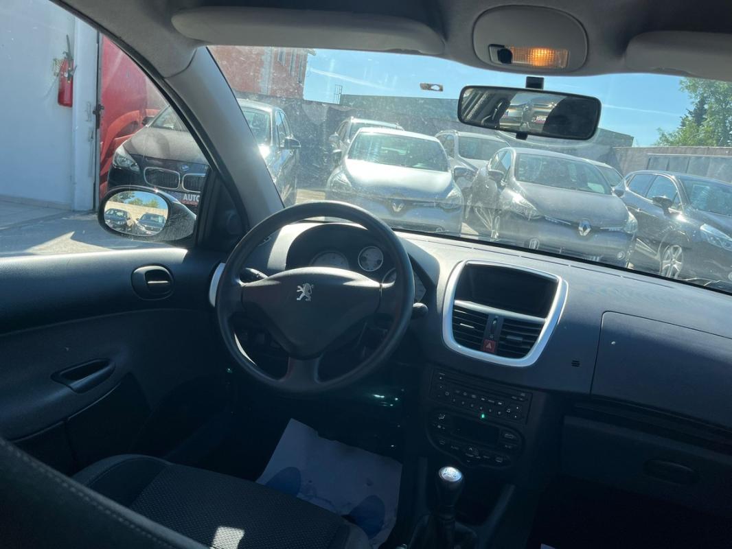 Peugeot 206+ 1.4L HDI 70 CH 1re MAIN - ENTIÈREMENT RÉVISÉE ET GARANTIE 12 MOIS