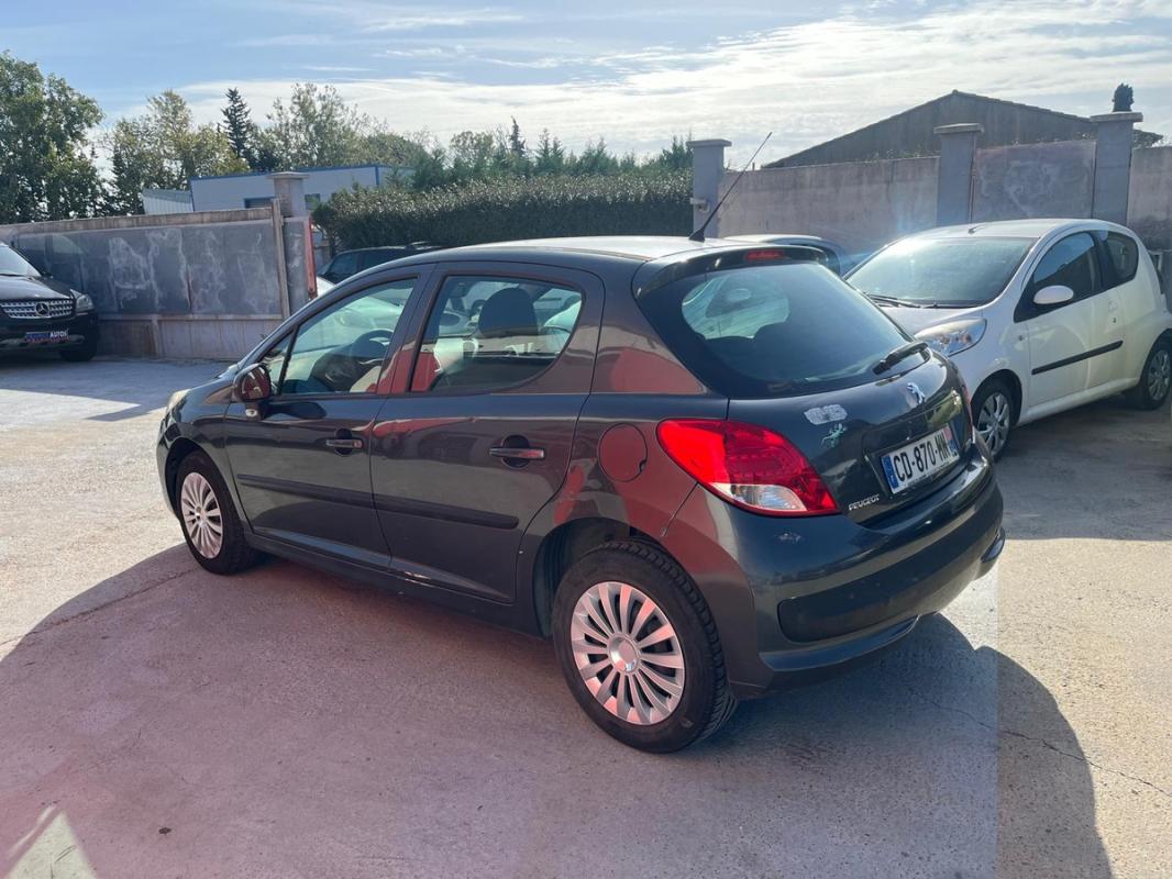 Peugeot 207 1.4L HDI 70 CH PHASE 2 – RÉVISÉE & GARANTIE 12 MOIS IDÉAL POUR JEUNE CONDUCTEUR