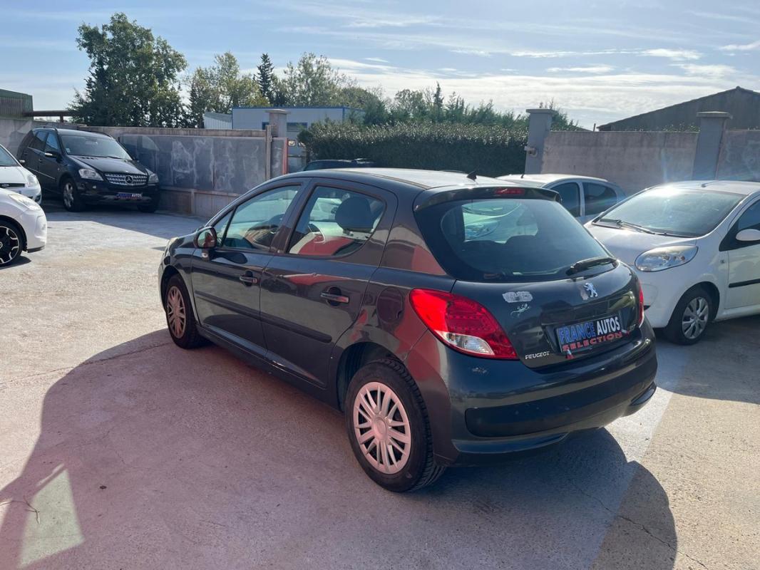 Peugeot 207 1.4L HDI 70 CH PHASE 2 – RÉVISÉE & GARANTIE 12 MOIS IDÉAL POUR JEUNE CONDUCTEUR