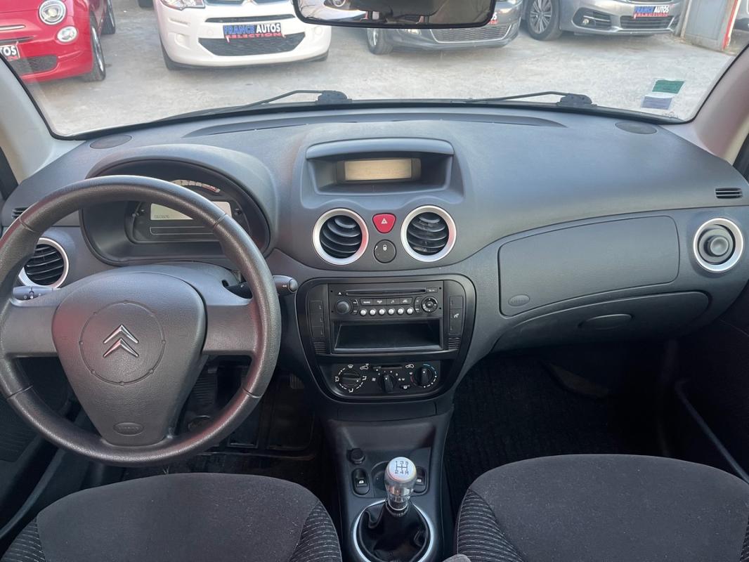 Citroen C3 1.1L 8v TRES FAIBLE KILOMETRAGE | ENTIÈREMENT RÉVISÉE ET GARANTIE 12 MOIS EN EUROPE