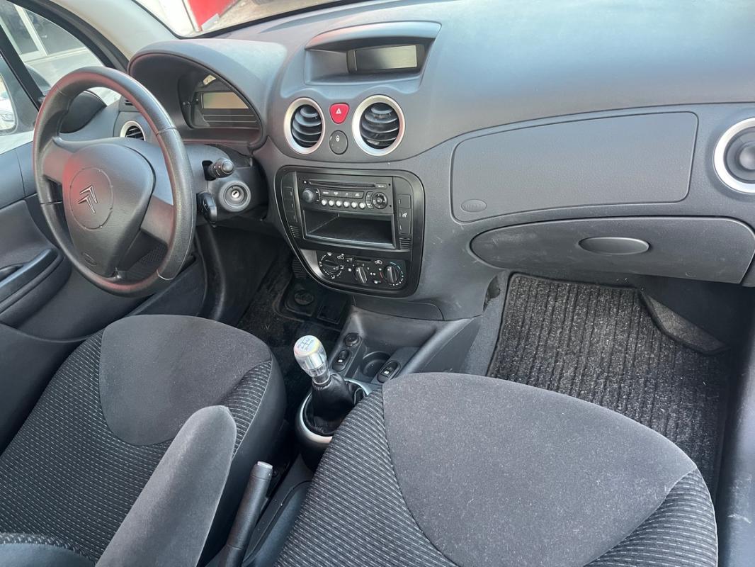 Citroen C3 1.1L 8v TRES FAIBLE KILOMETRAGE | ENTIÈREMENT RÉVISÉE ET GARANTIE 12 MOIS EN EUROPE