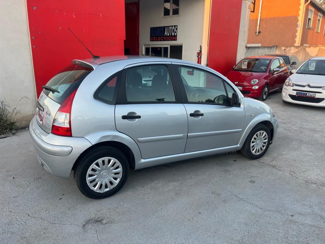 Citroen C3 1.1L 8v TRES FAIBLE KILOMETRAGE | ENTIÈREMENT RÉVISÉE ET GARANTIE 12 MOIS EN EUROPE