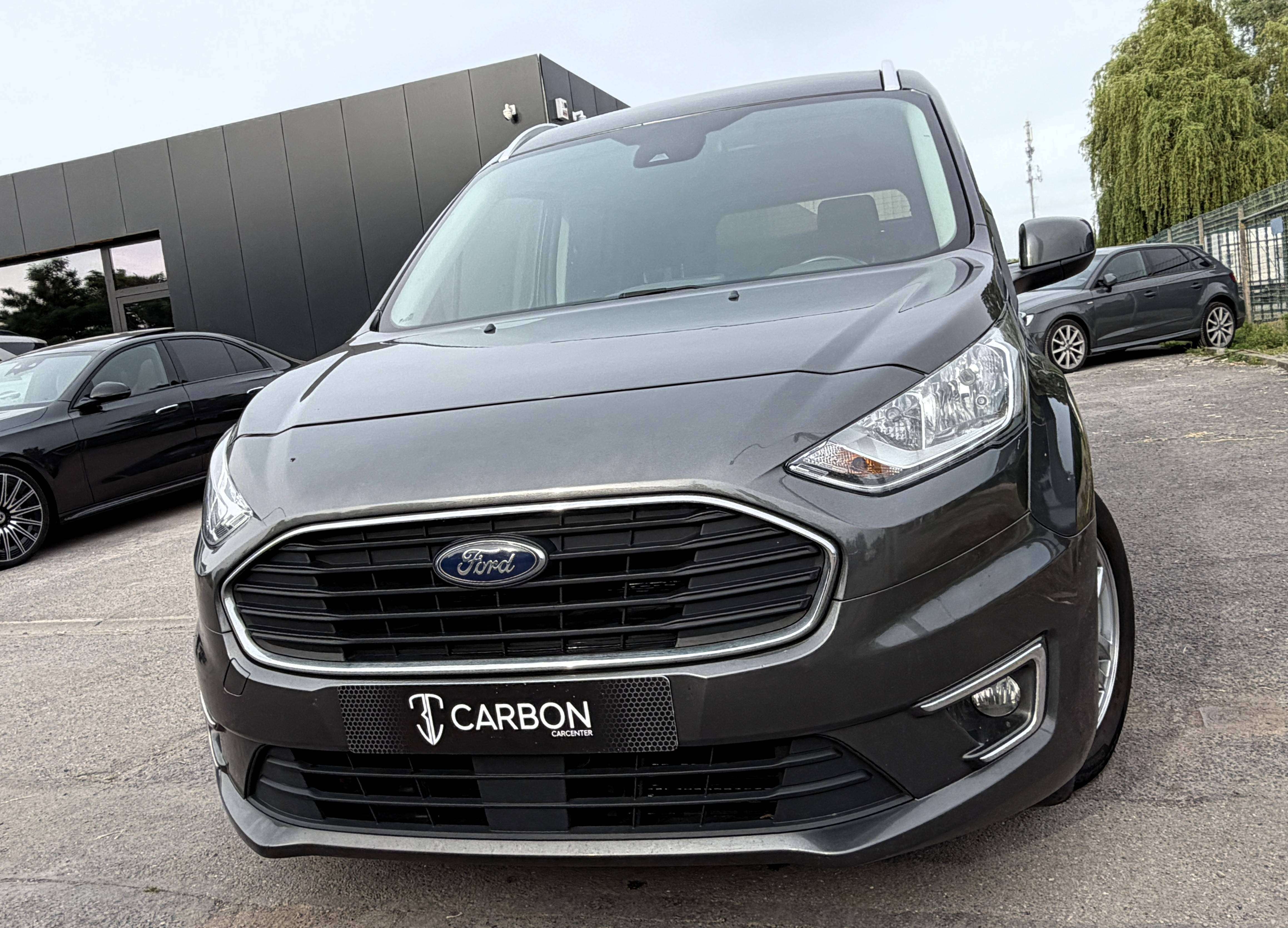 Ford Tourneo Connect 1.5 TDCi Titanium LWB 7 Places PANO/NAVI/CAMERA/HISTORIQUE/2 Portes Latérales