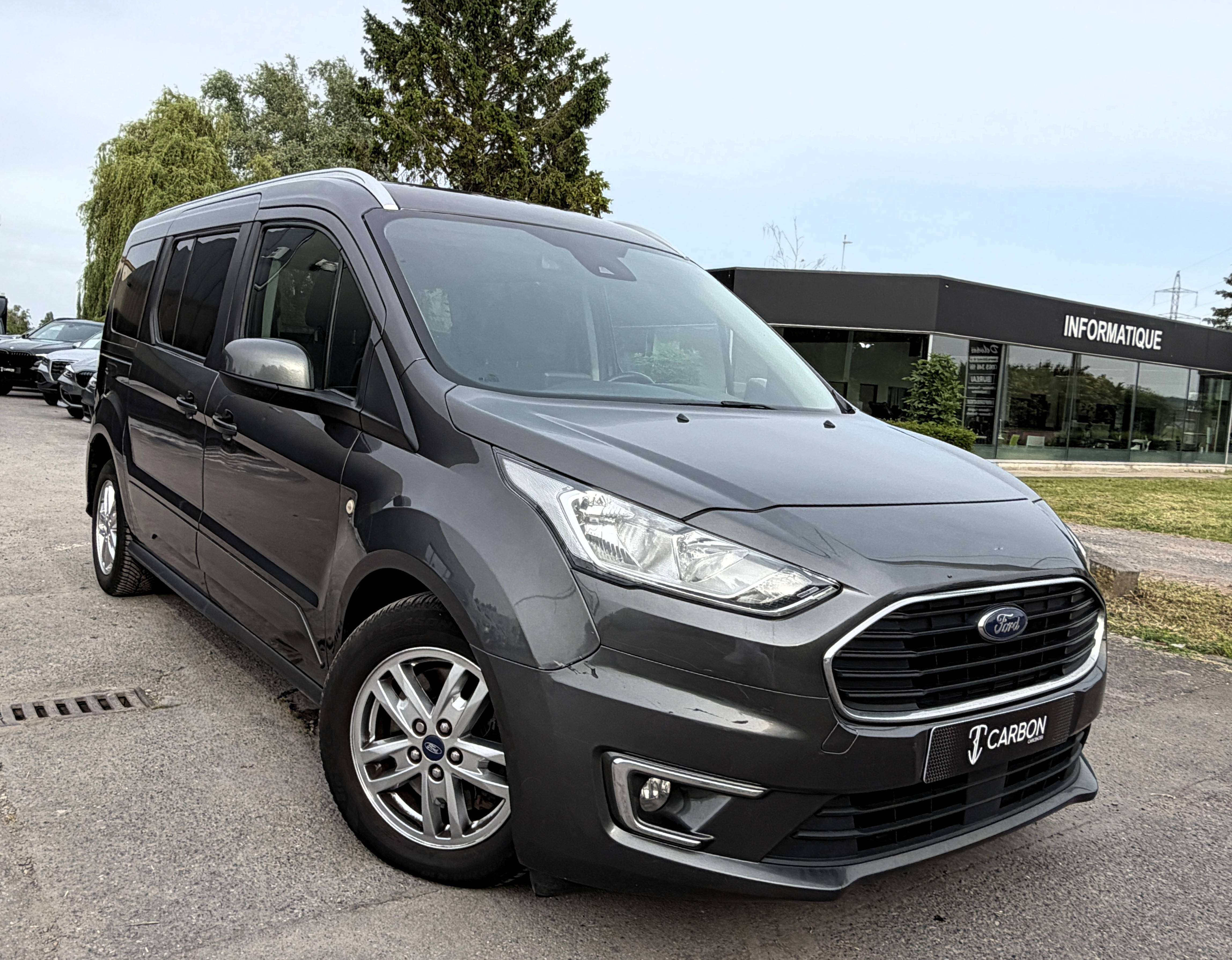Ford Tourneo Connect 1.5 TDCi Titanium LWB 7 Places PANO/NAVI/CAMERA/HISTORIQUE/2 Portes Latérales