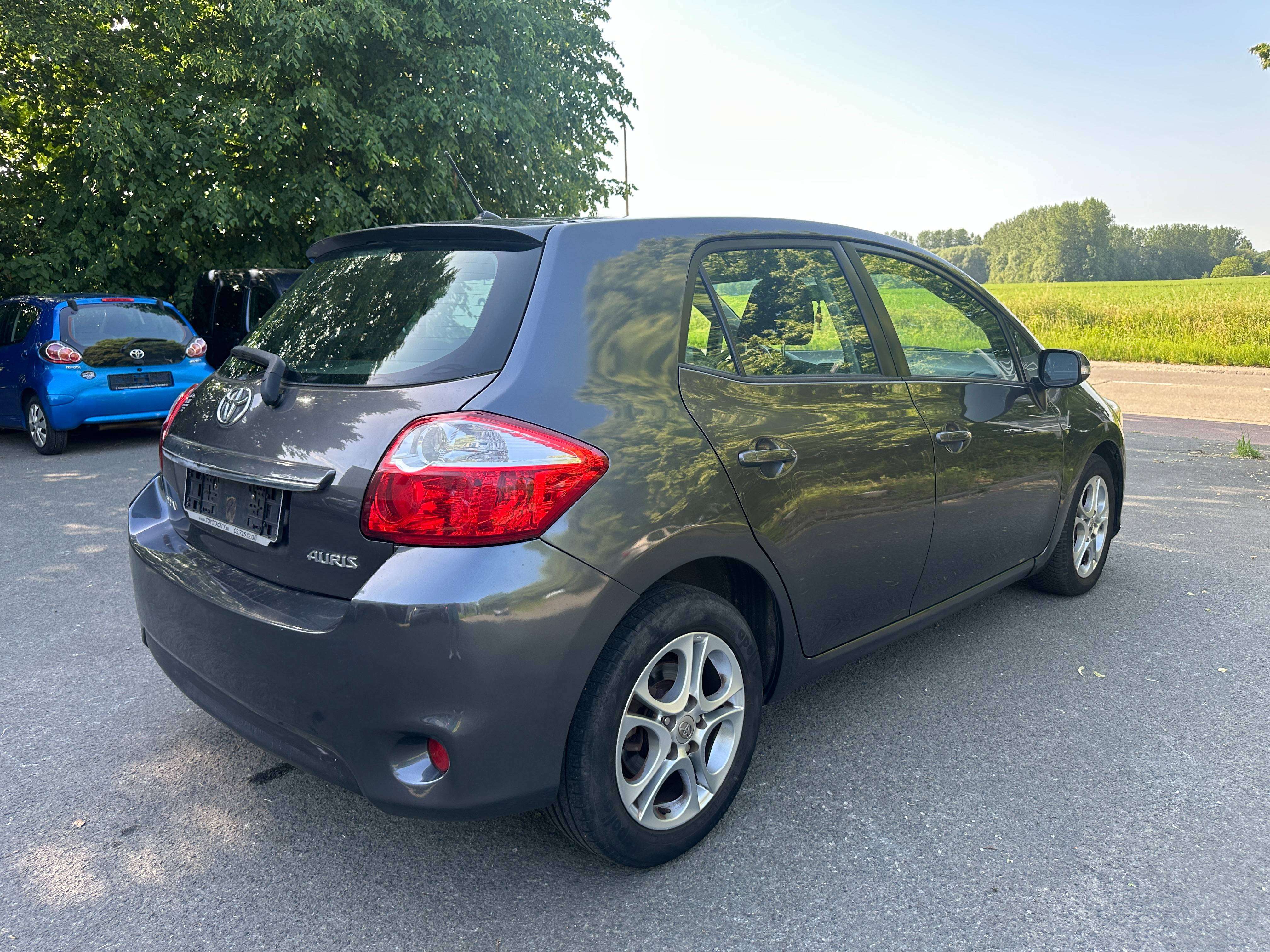 Toyota Auris Auris 1.33i VVT-i Executive