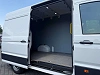 Volkswagen Crafter 2.0 CR TDi L2H2, BOITE AUTO, Camera de recul, Car-Play thumbnail