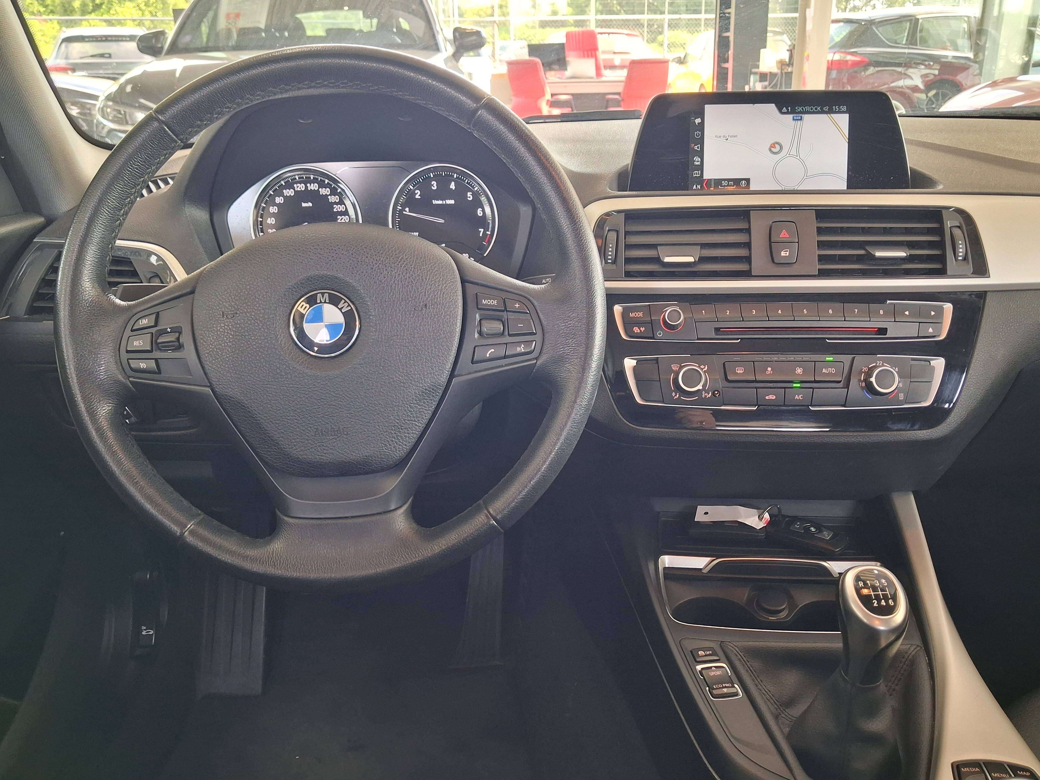 BMW 116 116i / INT CUIR / CLIM / NAVI / BLUETOOTH / GARANTIE