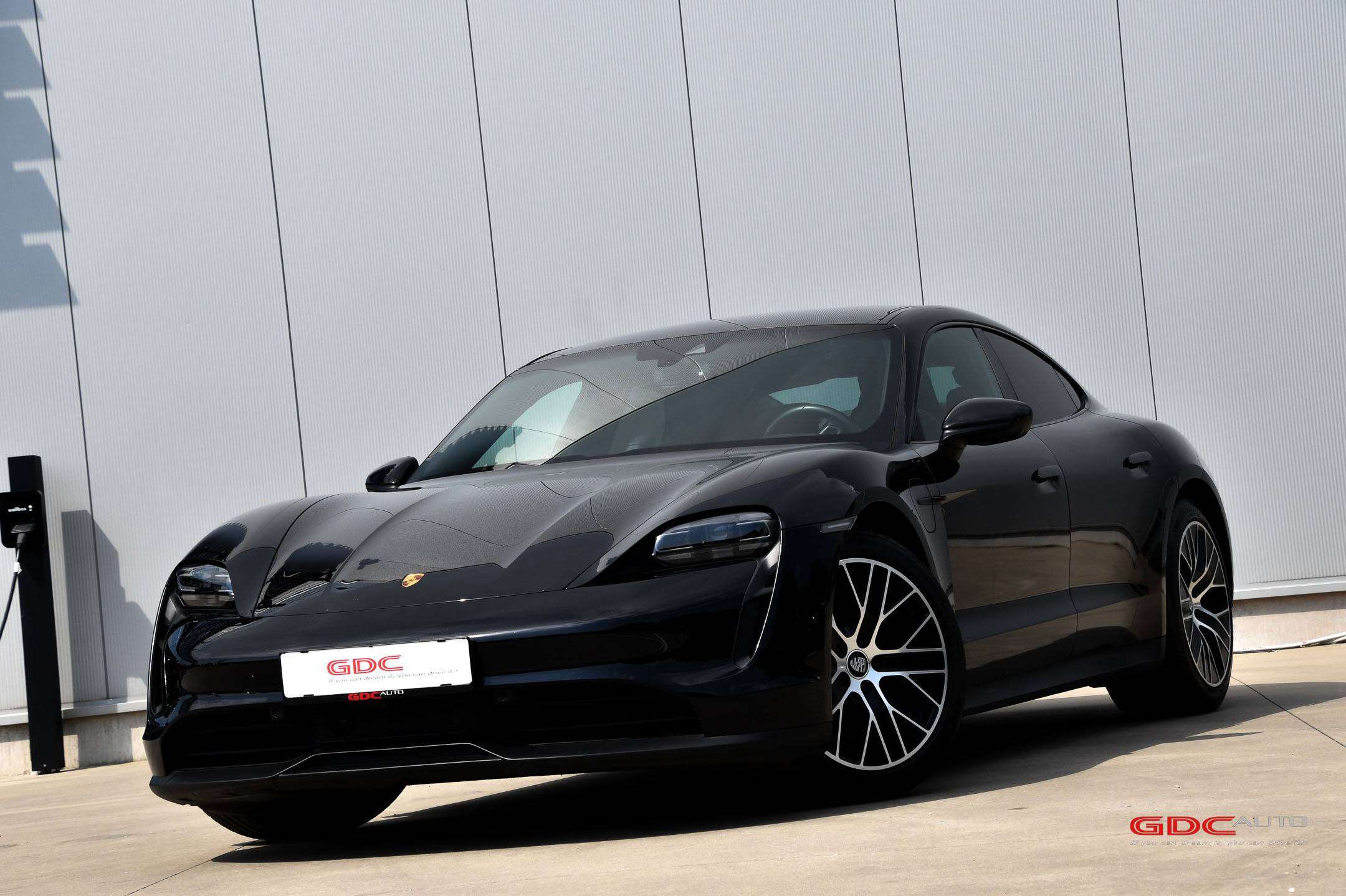 Porsche Taycan Luchtvering l Pano l Sport Chrono Plus l Adaptive Cruise Control l