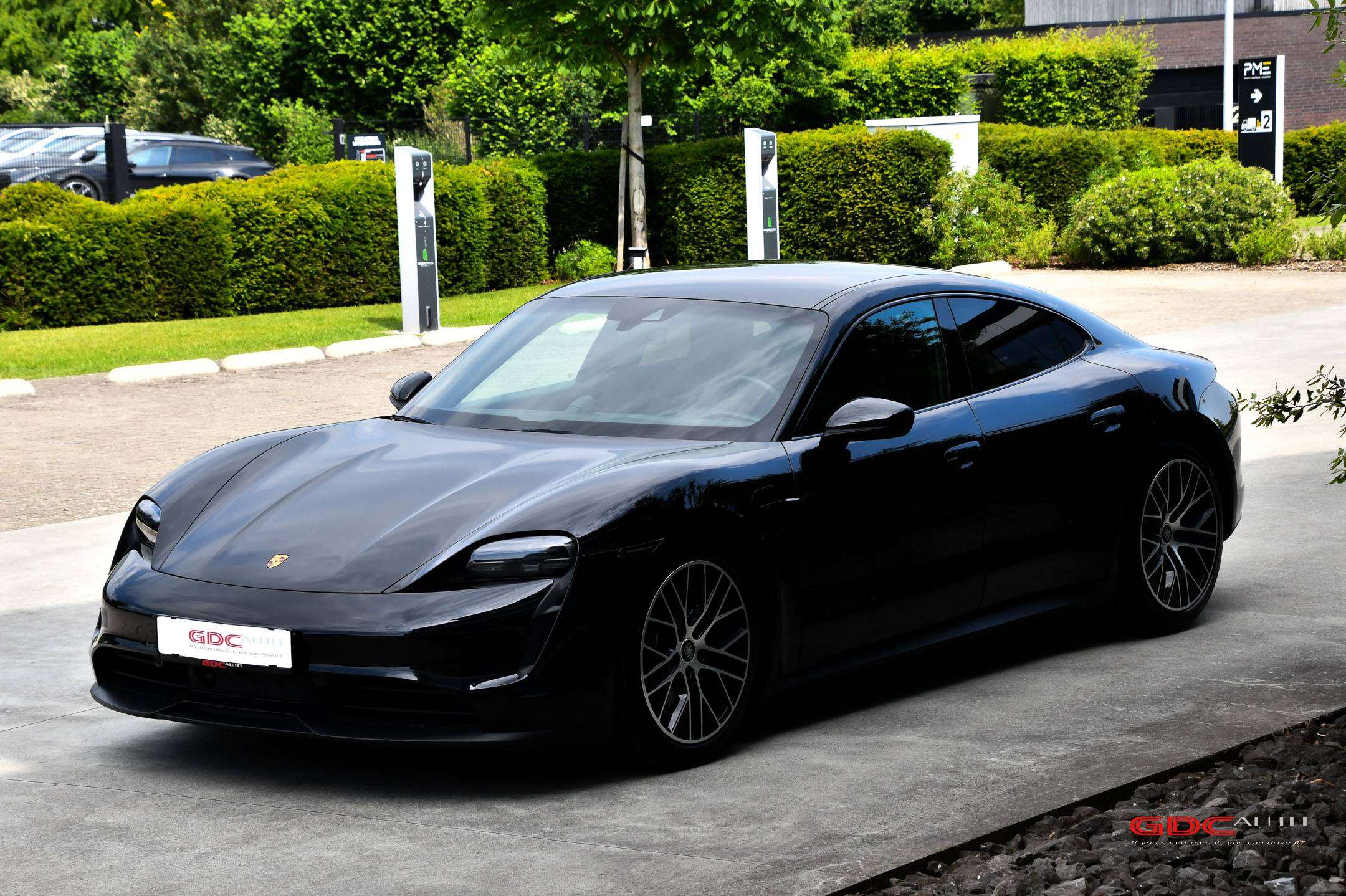 Porsche Taycan Luchtvering l Pano l Sport Chrono Plus l Adaptive Cruise Control l