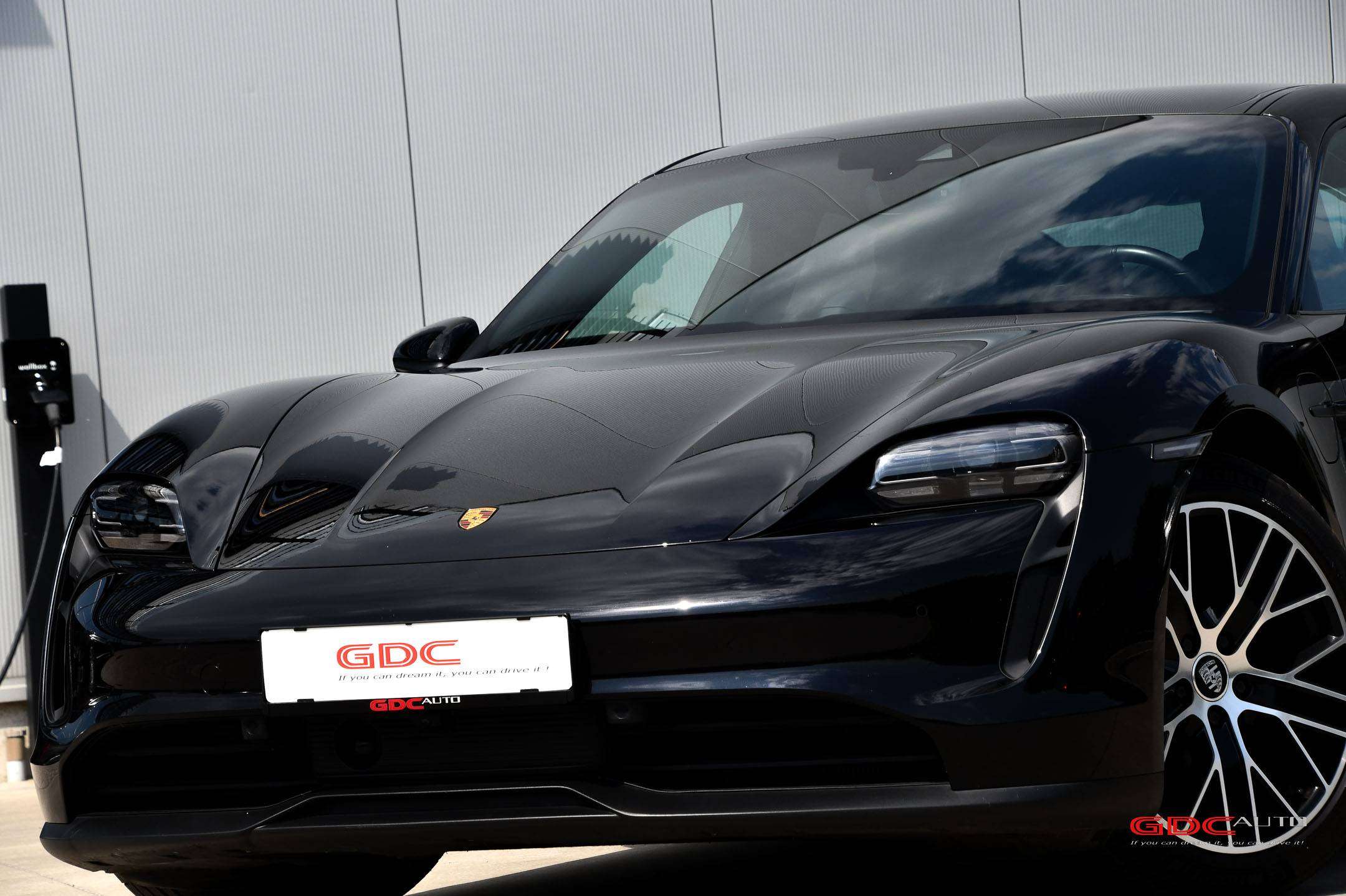 Porsche Taycan Luchtvering l Pano l Sport Chrono Plus l Adaptive Cruise Control l
