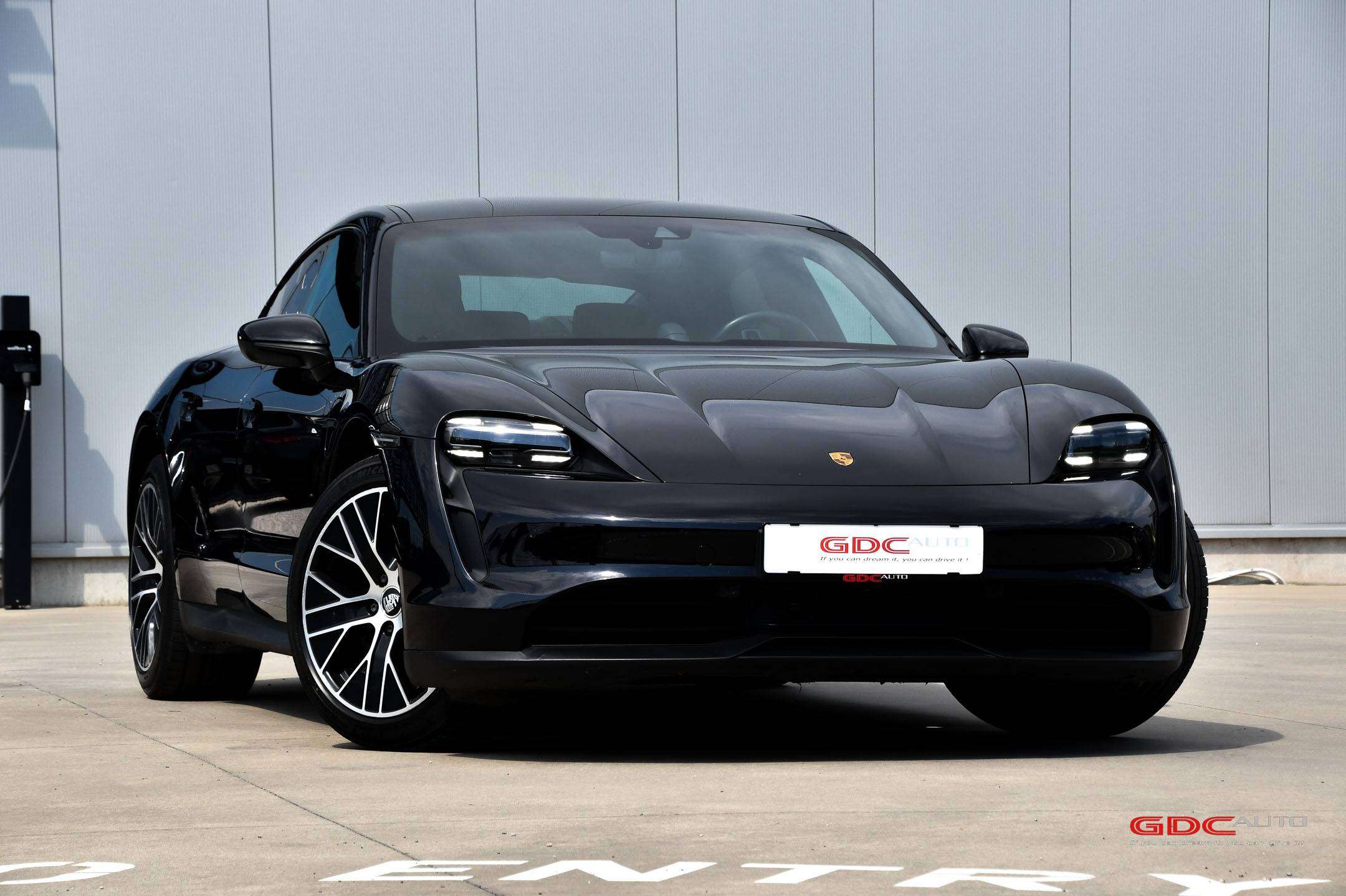 Porsche Taycan Luchtvering l Pano l Sport Chrono Plus l Adaptive Cruise Control l