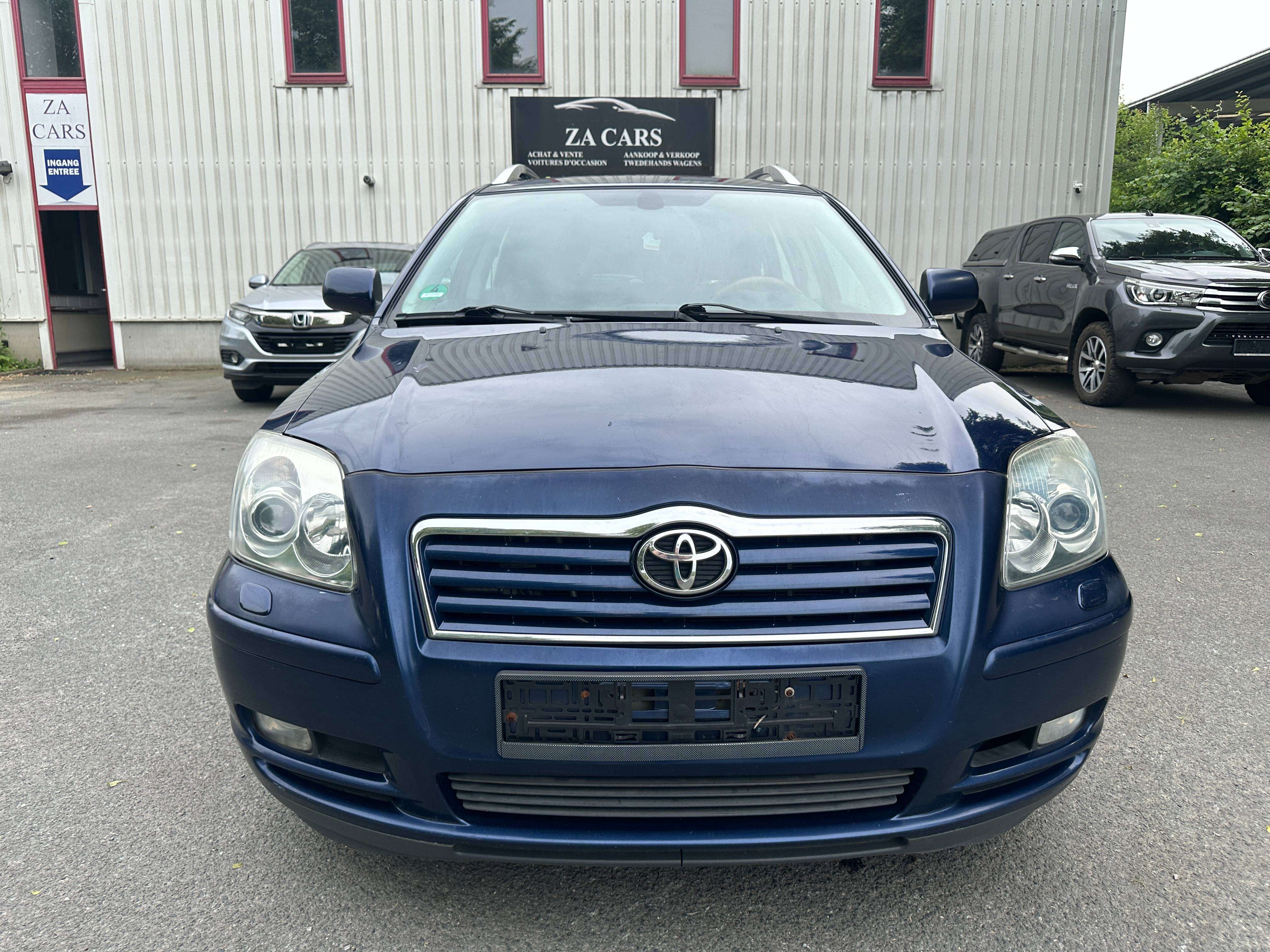 Toyota Avensis 2.0 Turbo D4D Linea Sol