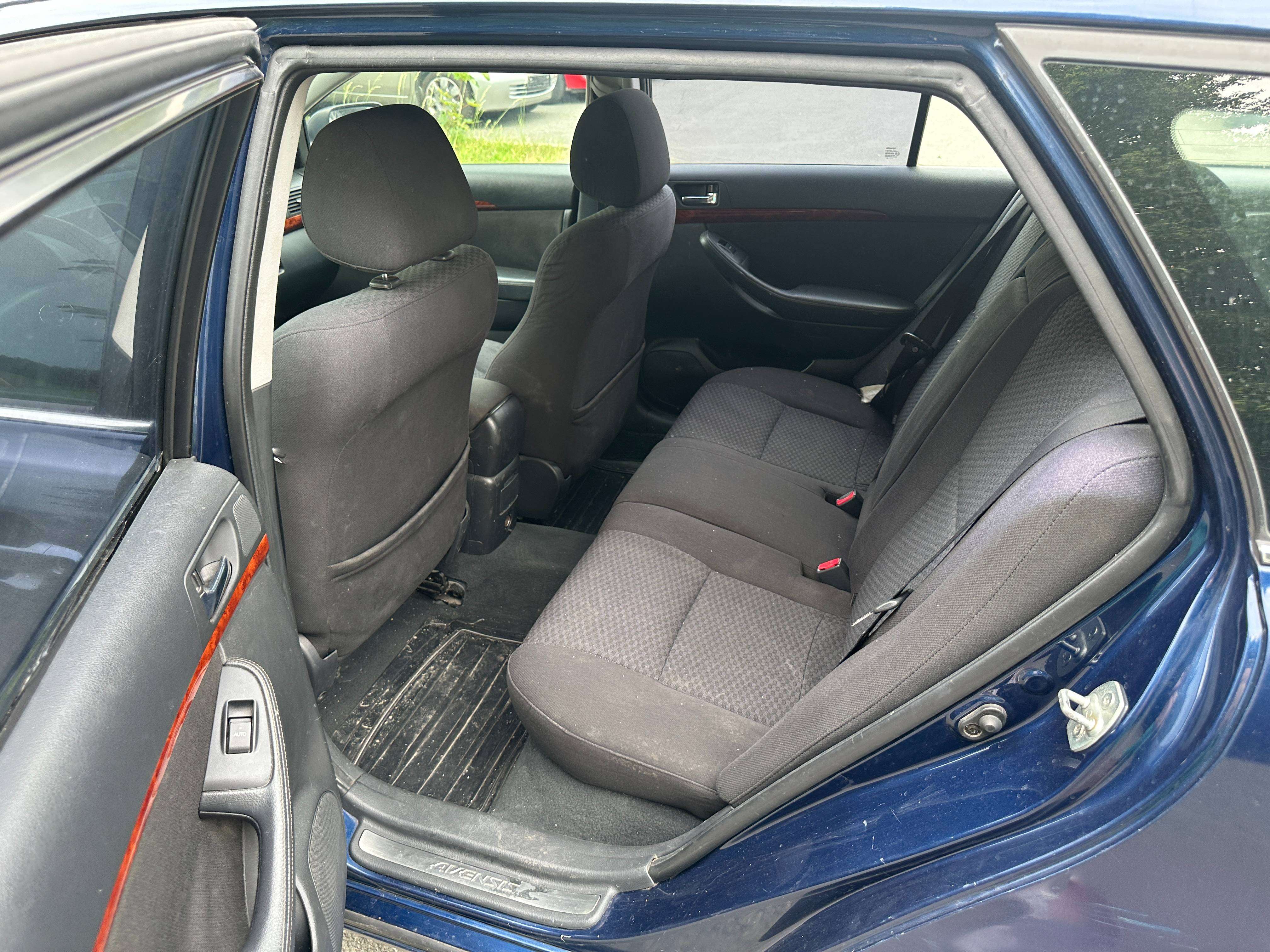 Toyota Avensis 2.0 Turbo D4D Linea Sol