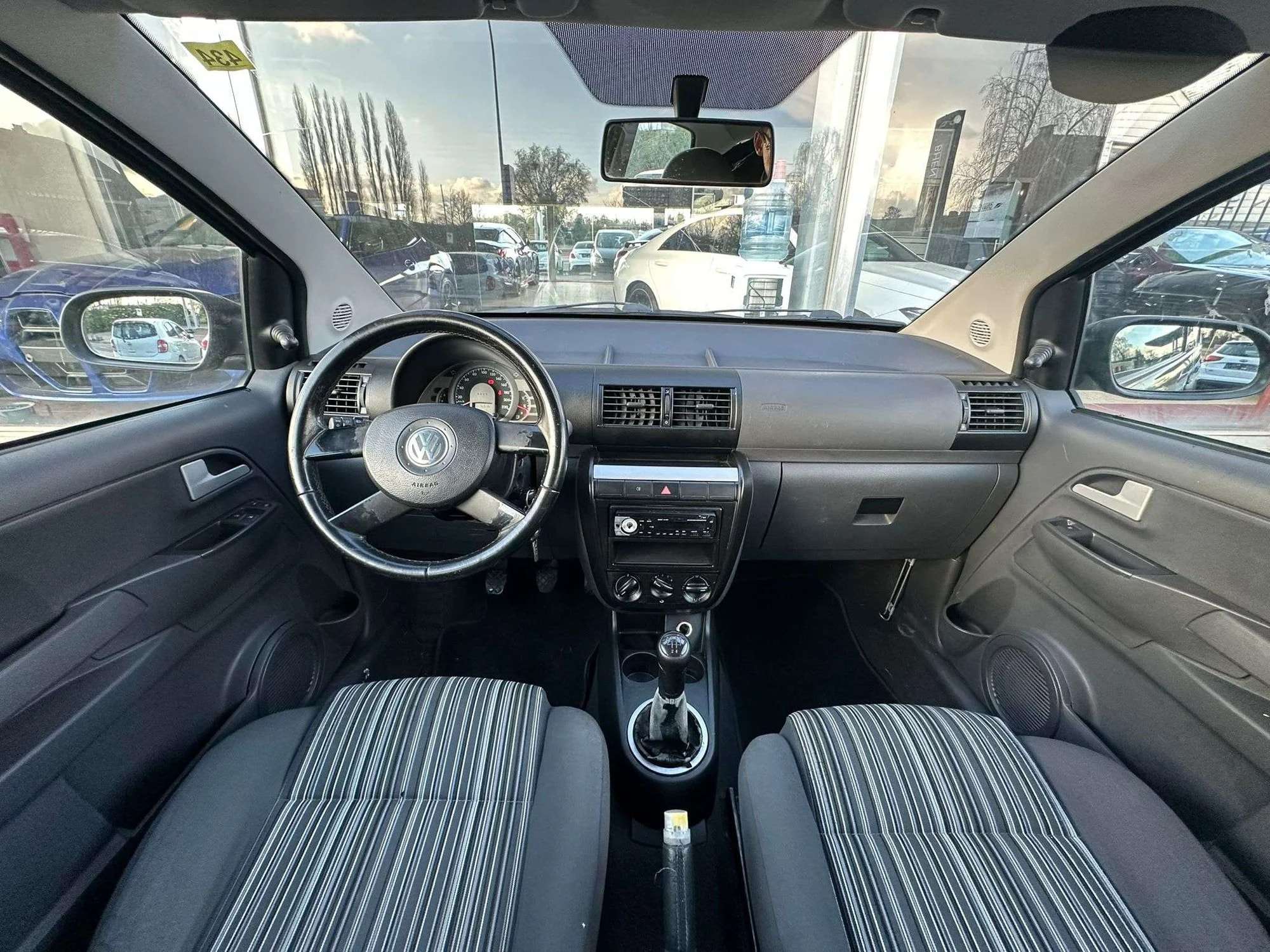 Volkswagen Fox 1.2i/RADIO/CLIMATISATION/TRES PROPRE