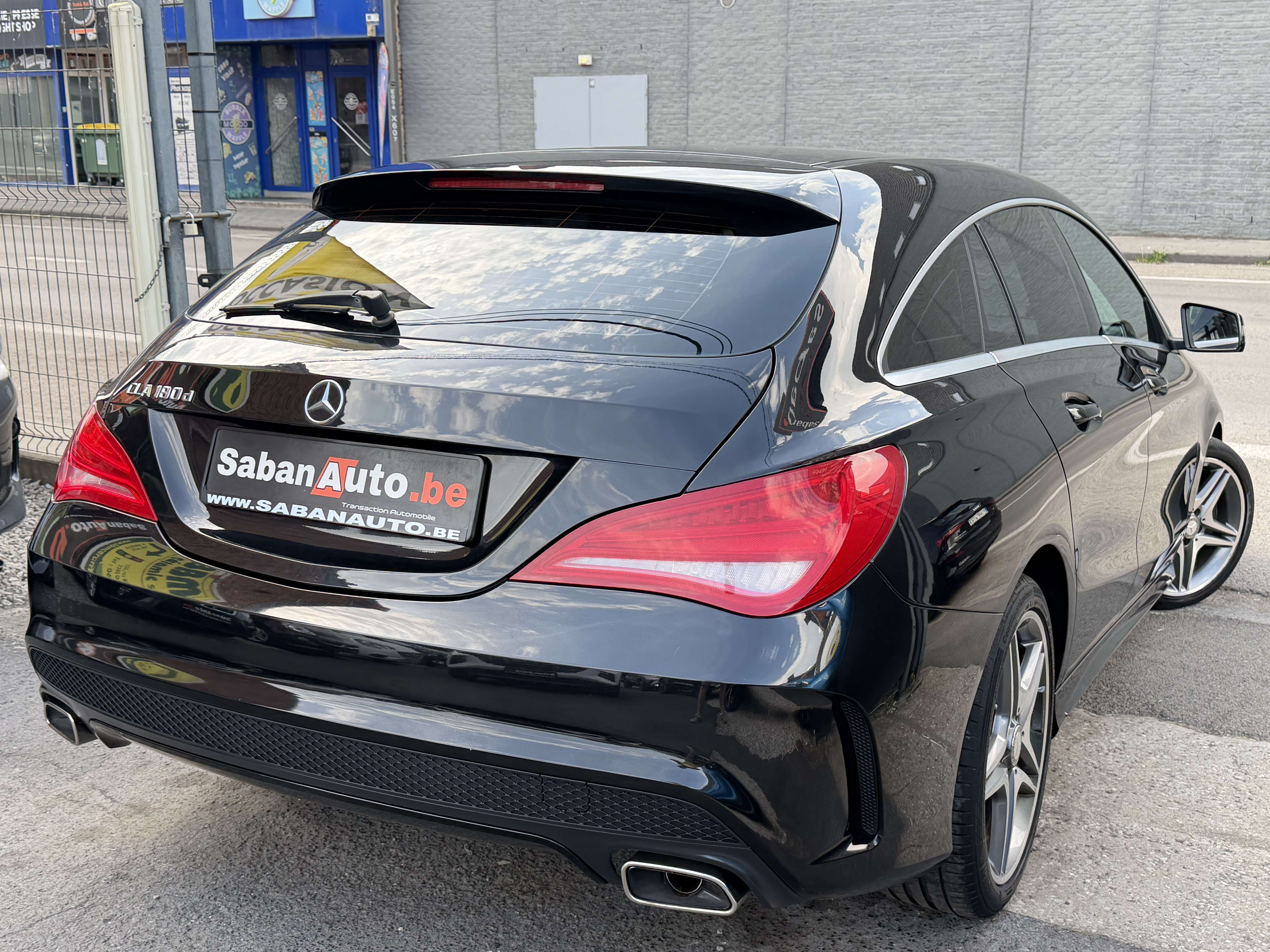 Mercedes-Benz CLA 180 CLA 180 CDI ° PACK AMG ° XENON ° CUIR ° NAVI ° JAN
