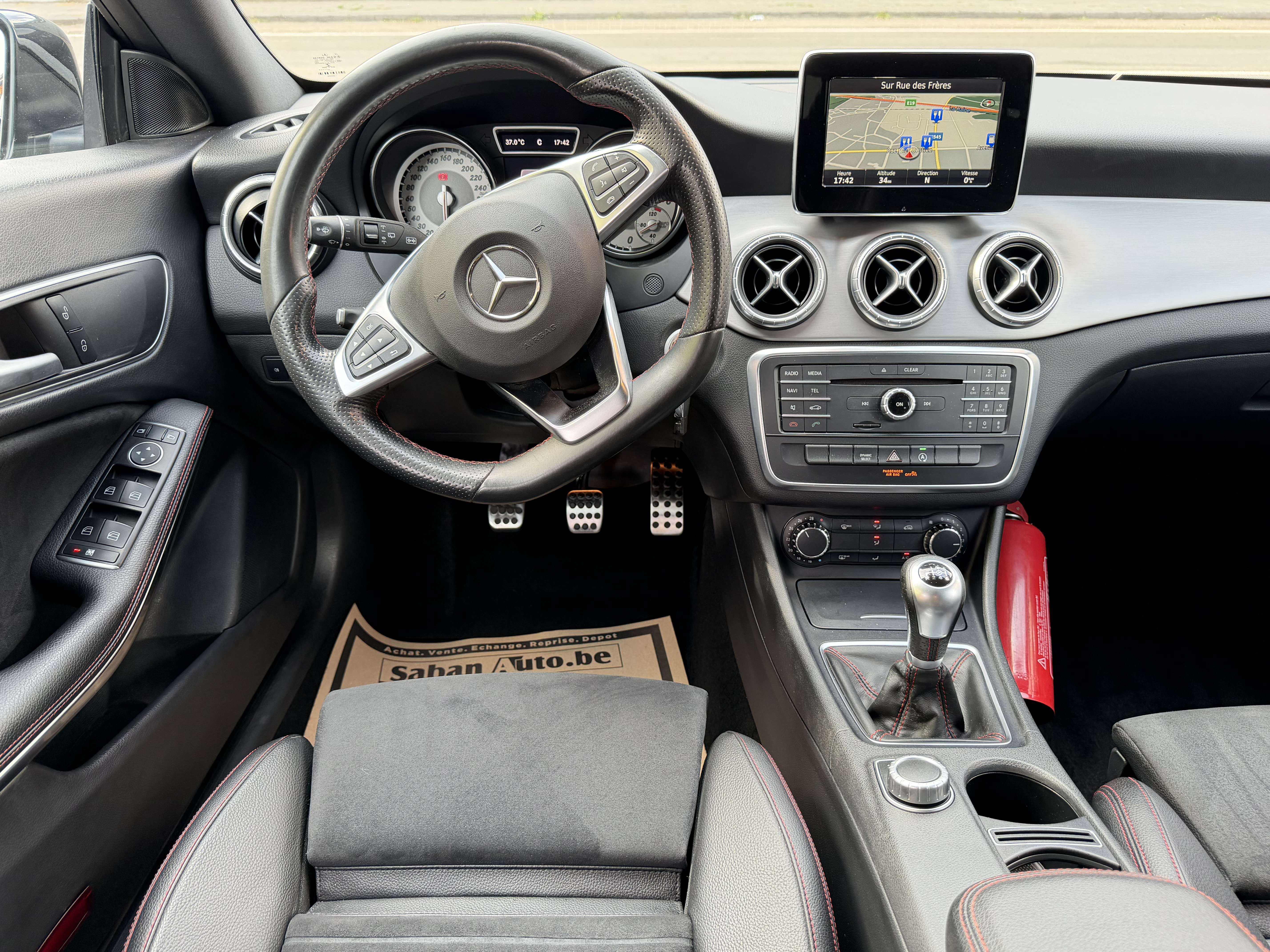 Mercedes-Benz CLA 180 CLA 180 CDI ° PACK AMG ° XENON ° CUIR ° NAVI ° JAN