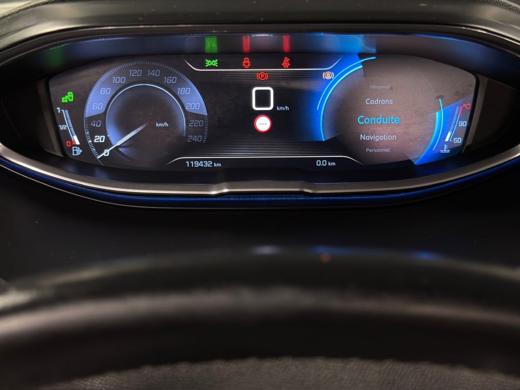 Peugeot 3008 I ALLURE 2.0 HDI 150 Cv APPLE CARPLAY & ANDROID BVM6 - GARANTIE 1 AN