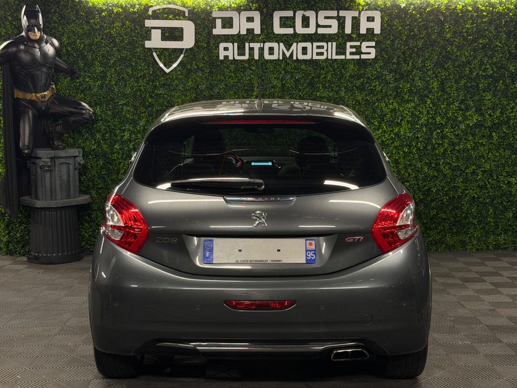 Peugeot 208 GTI 1.6 TURBO 200 Cv TOIT PANORAMIQUE / ORIGINE FRANCE ECRAN GPS - GARANTIE 1 AN