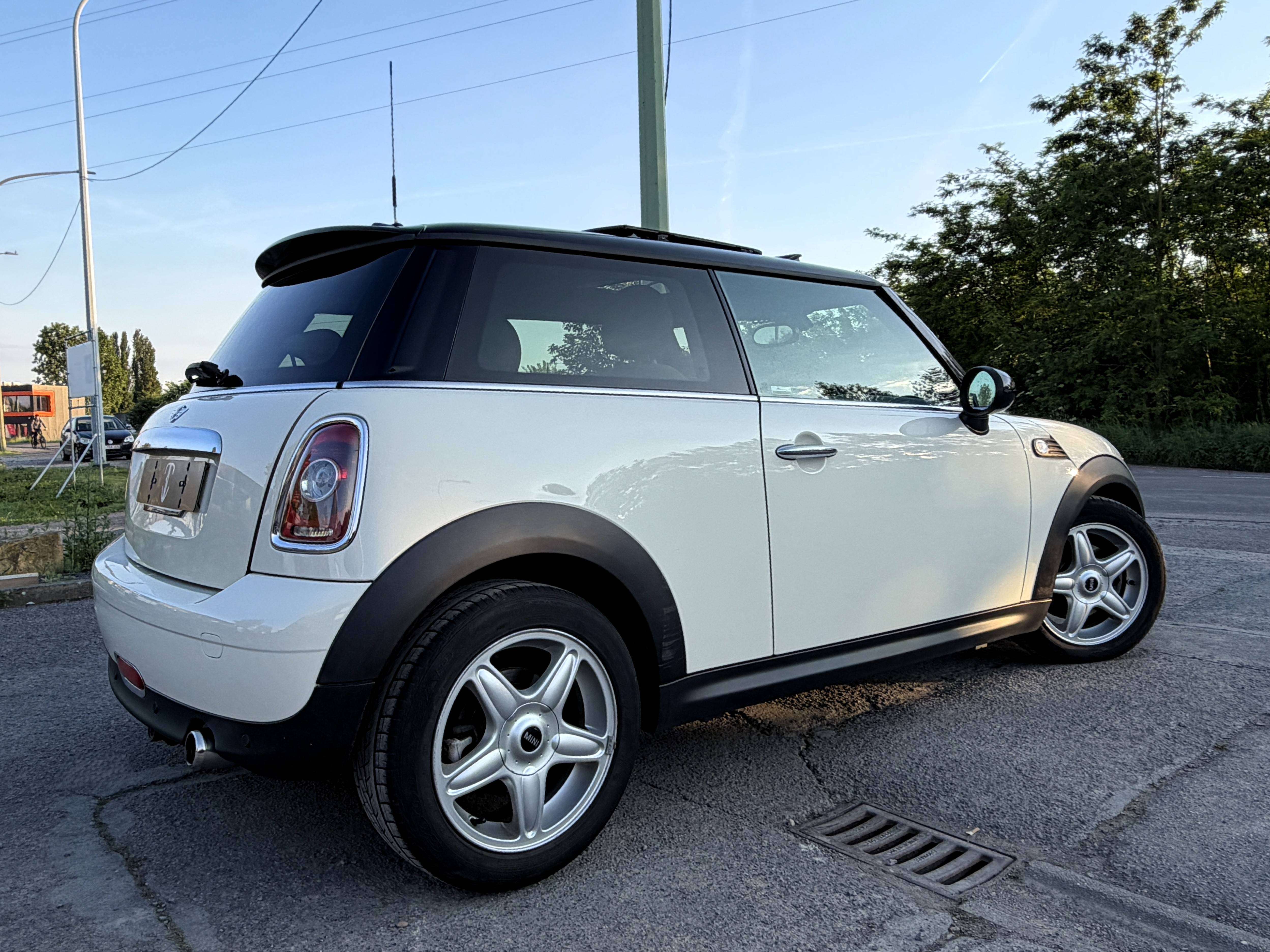 MINI Cooper D 1.6 D Cooper Pack CHILI/CUIR/PANO/Pepper White/