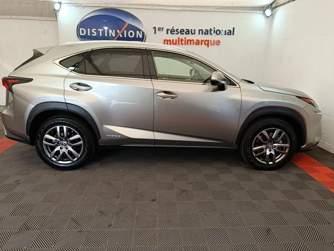 Lexus Nx 2.5 300H Luxe 4WD AUTO