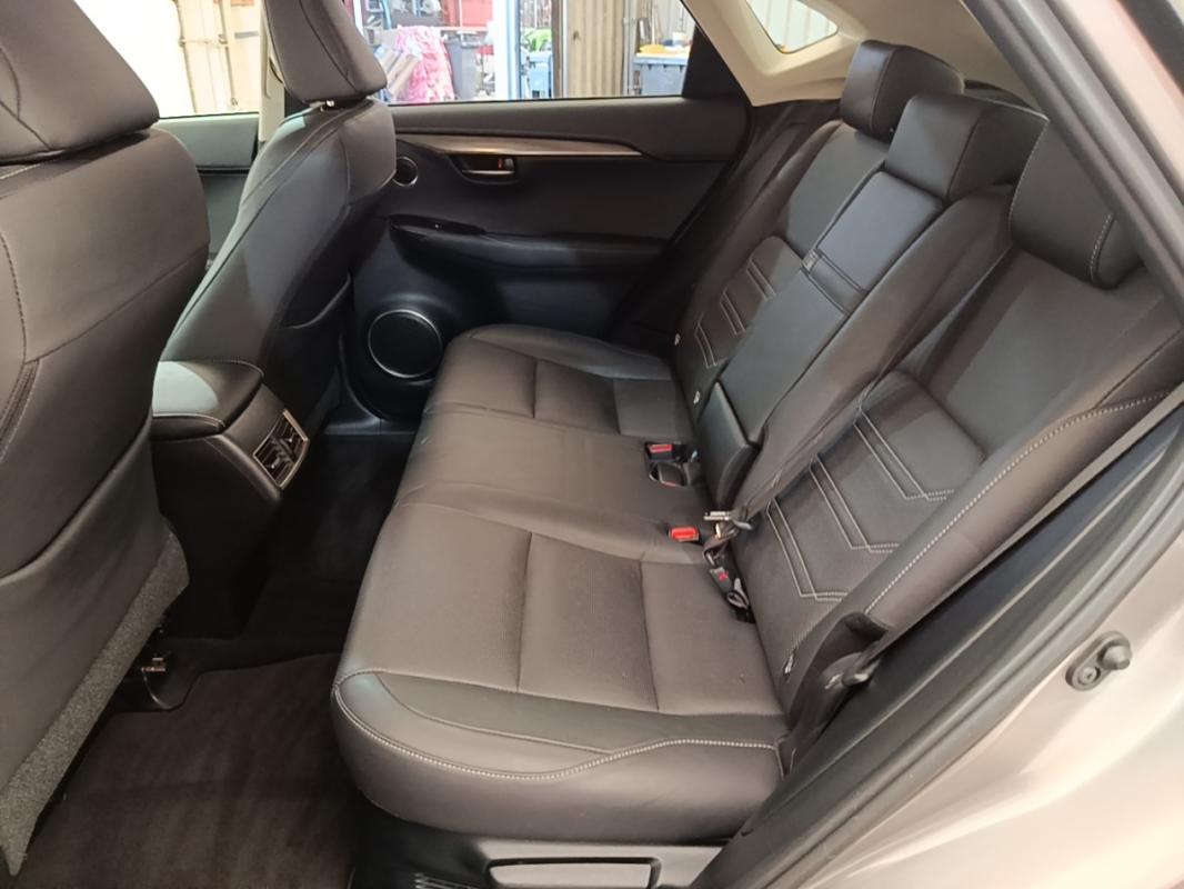 Lexus Nx 2.5 300H Luxe 4WD AUTO