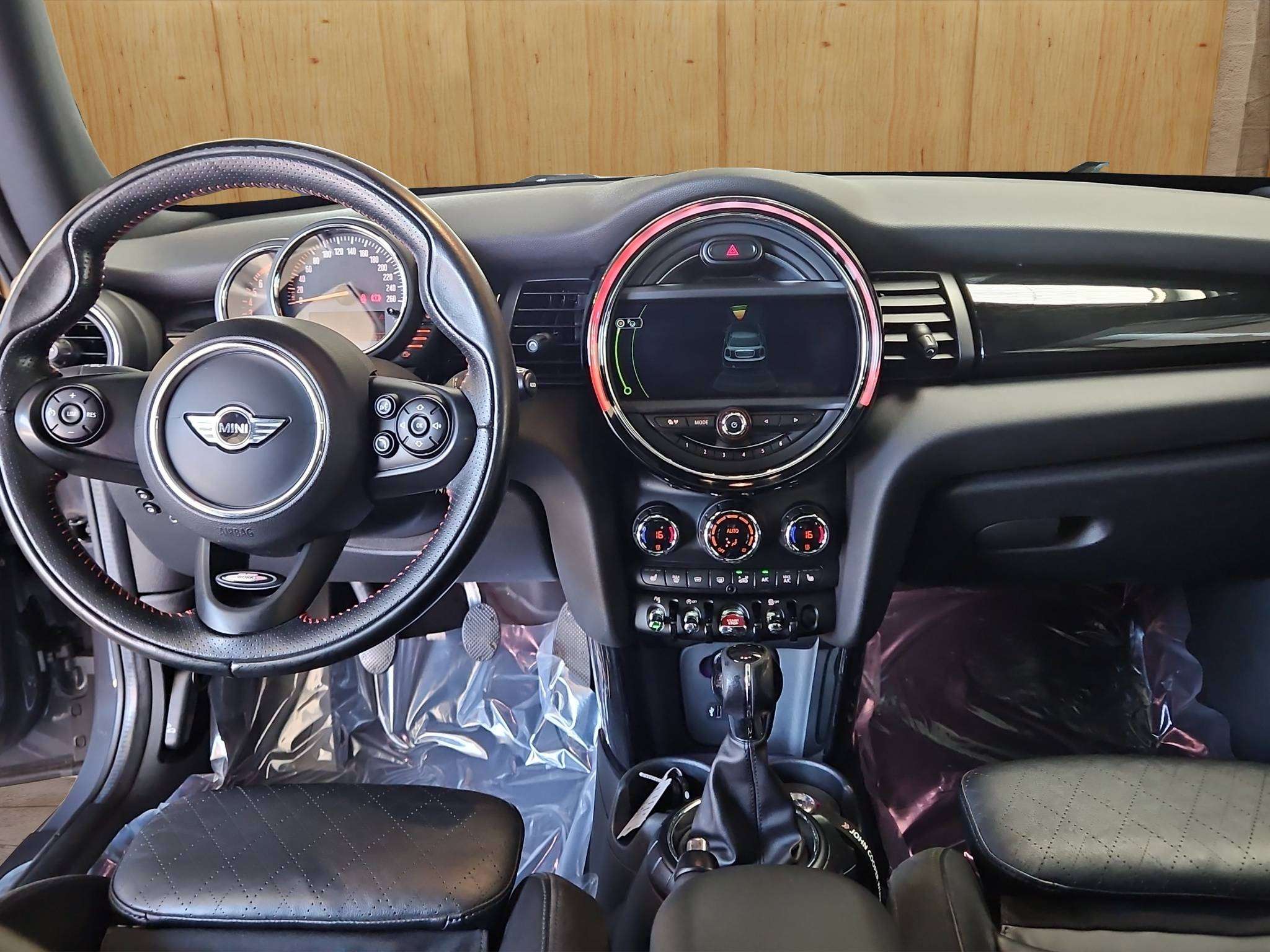 MINI John Cooper Works Cooper s  John Works