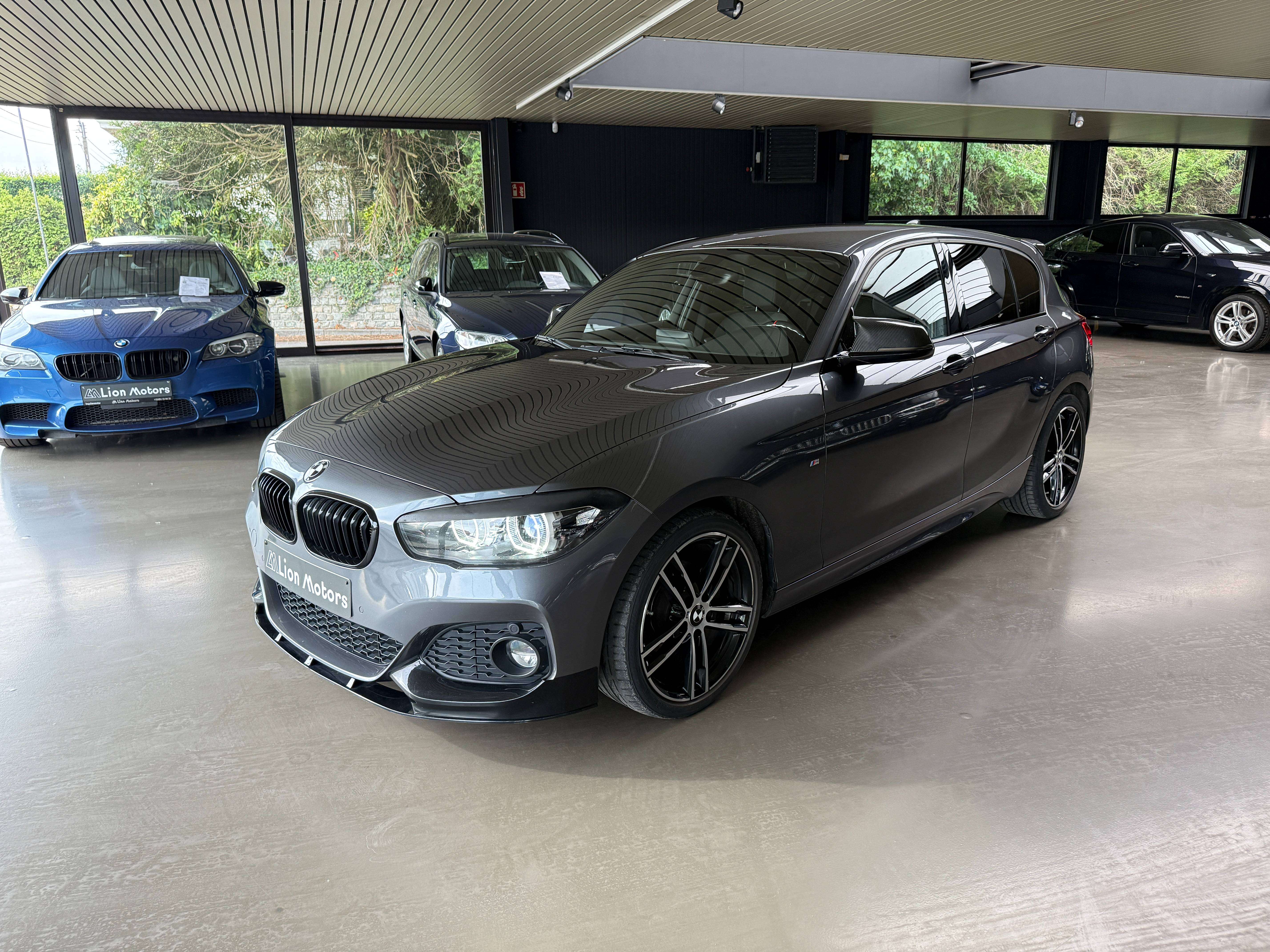 BMW 116 i F20 M-SPORT Shadow Edition  LOOK M140i-PAKKET* Carbon Special Stuur