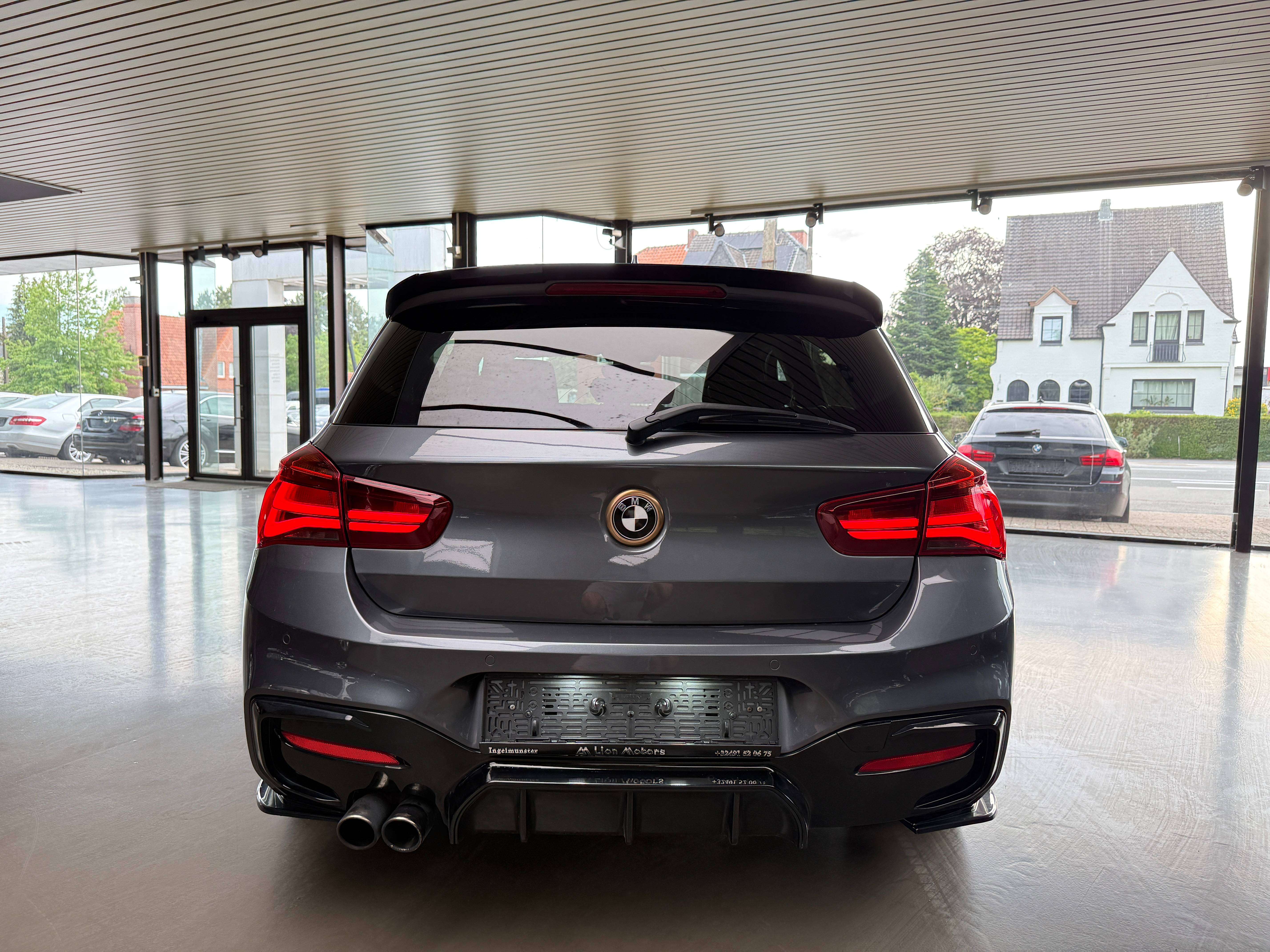 BMW 116 i F20 M-SPORT Shadow Edition  LOOK M140i-PAKKET* Carbon Special Stuur