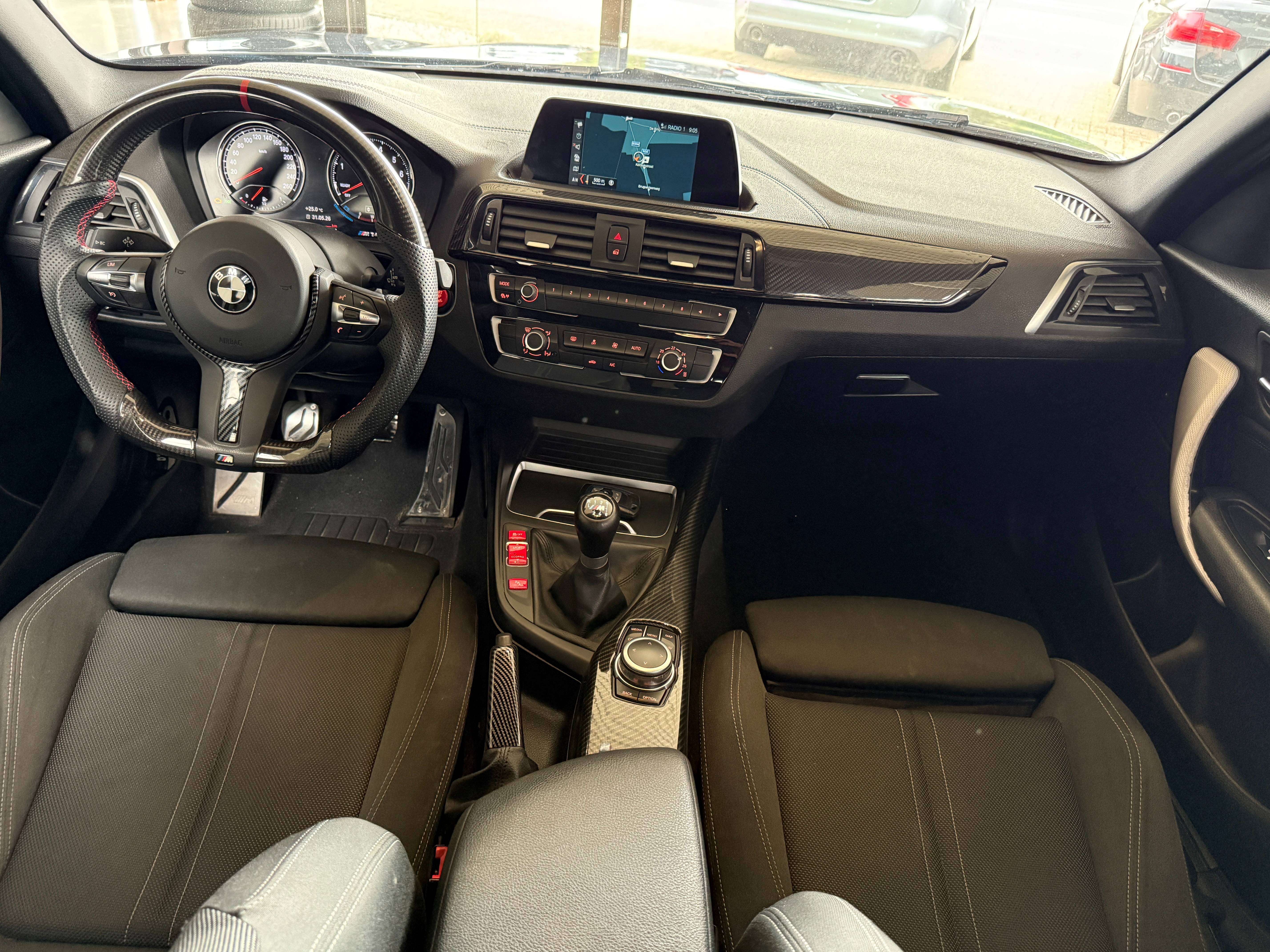 BMW 116 i F20 M-SPORT Shadow Edition  LOOK M140i-PAKKET* Carbon Special Stuur