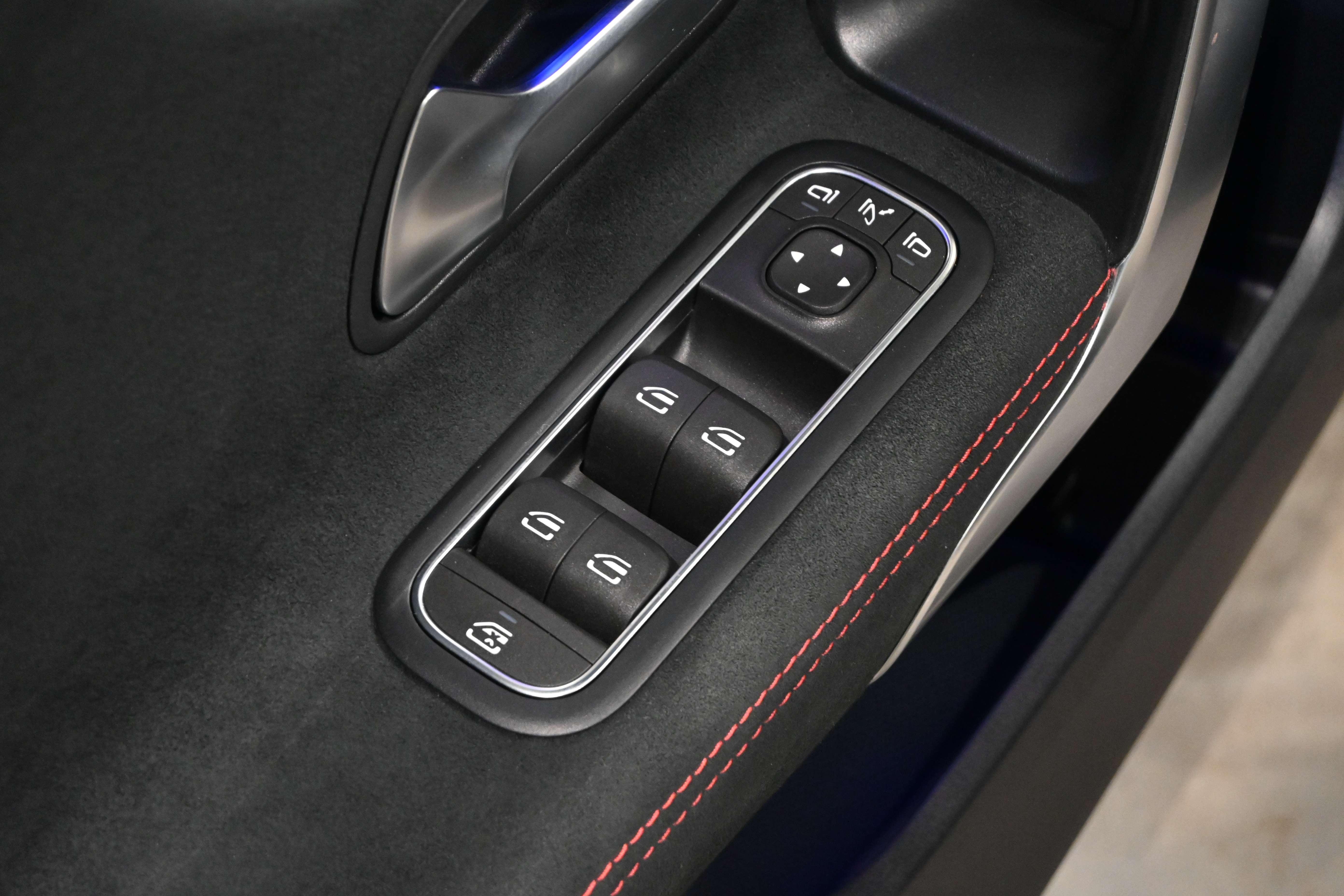 Mercedes-Benz A 35 AMG 4Matic **LED/LEDER/ALCANTARA/CC/DAB/NAV/CAM**