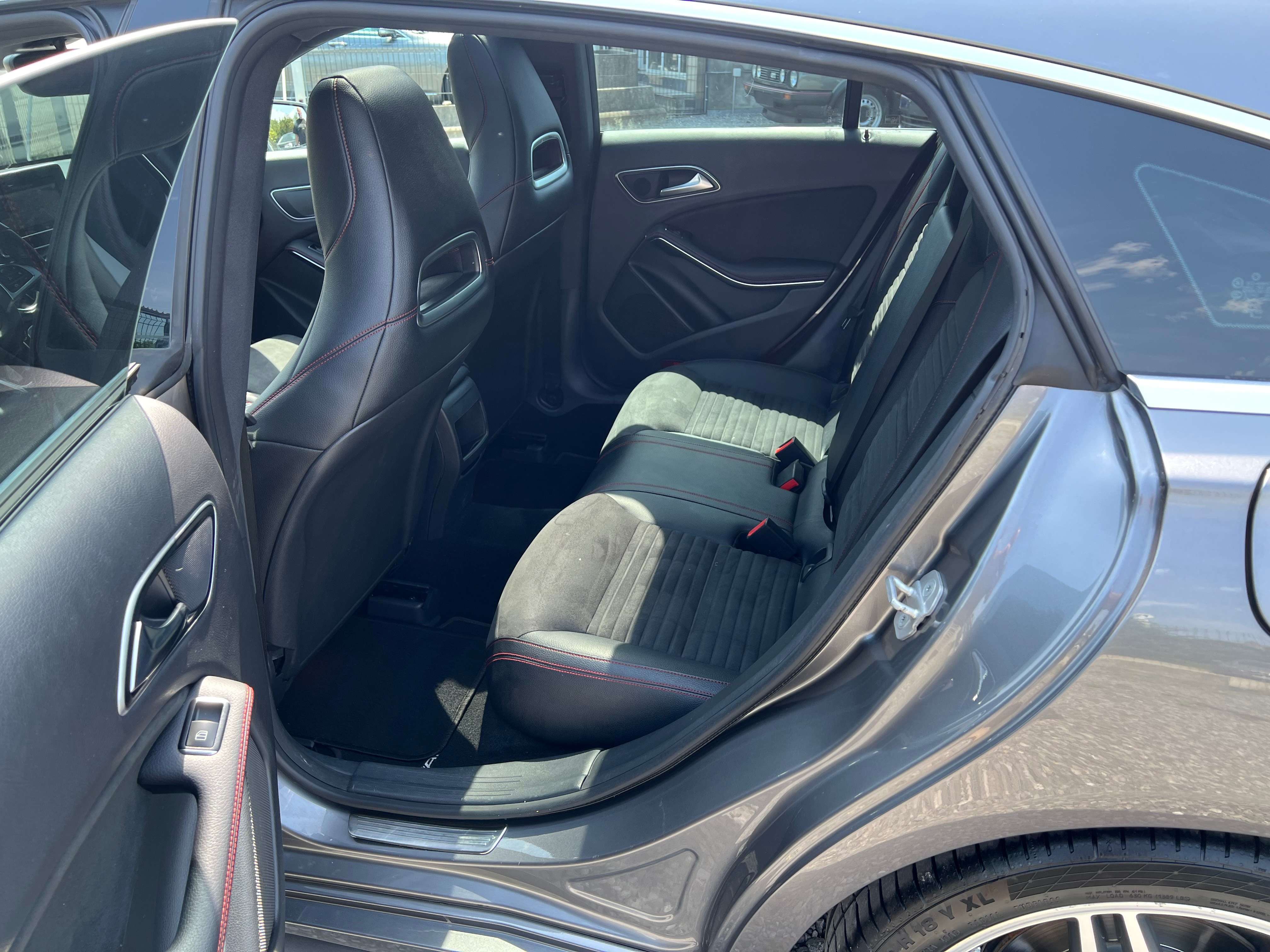 Mercedes-Benz CLA 200 CLA 200 d AMG SHOOTING BREAK,Garantie 1 An.