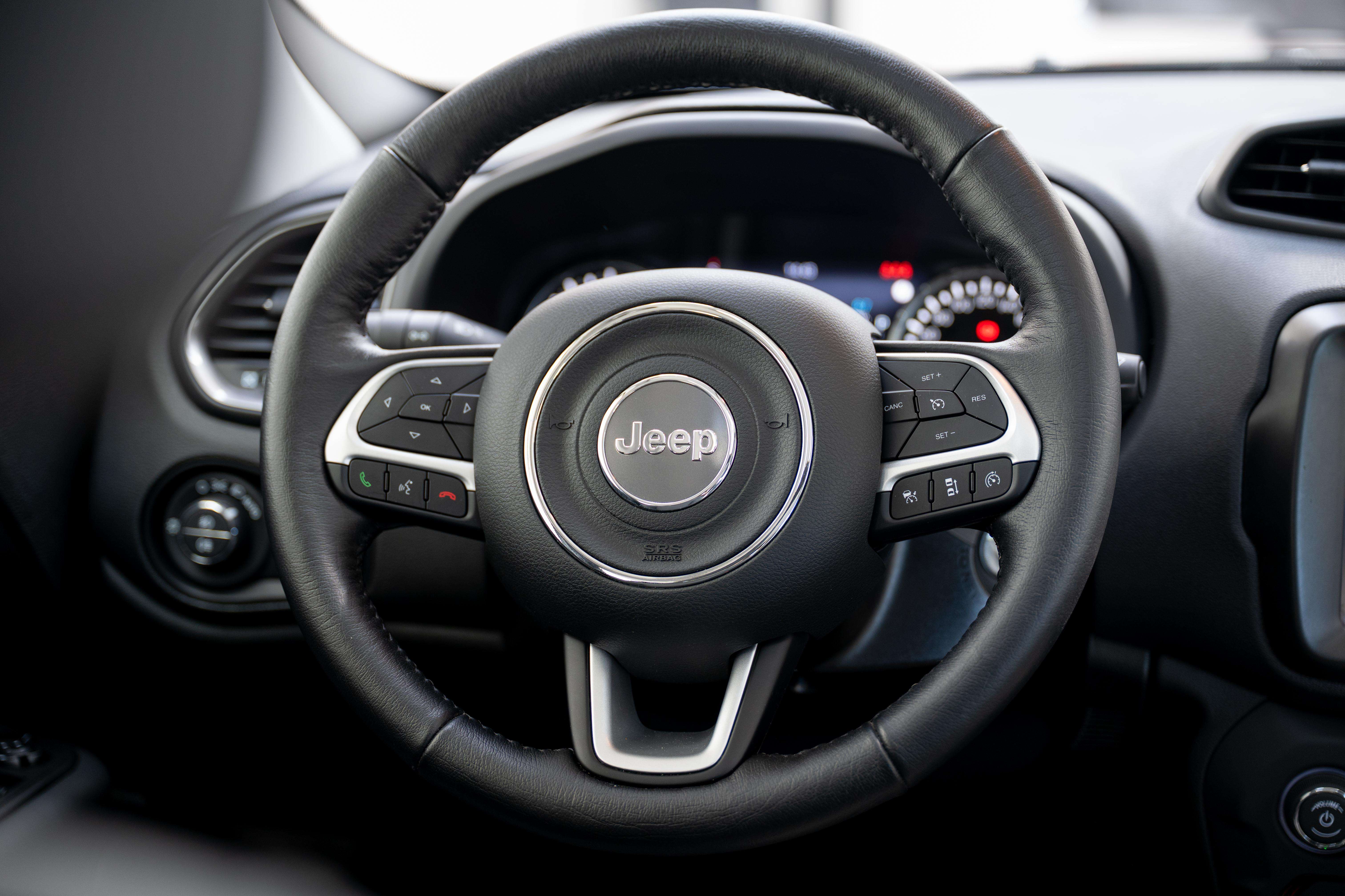 Jeep Renegade 1.5 T4 MHEV Hybrid - Toit ouvrant - Cuir Garantie