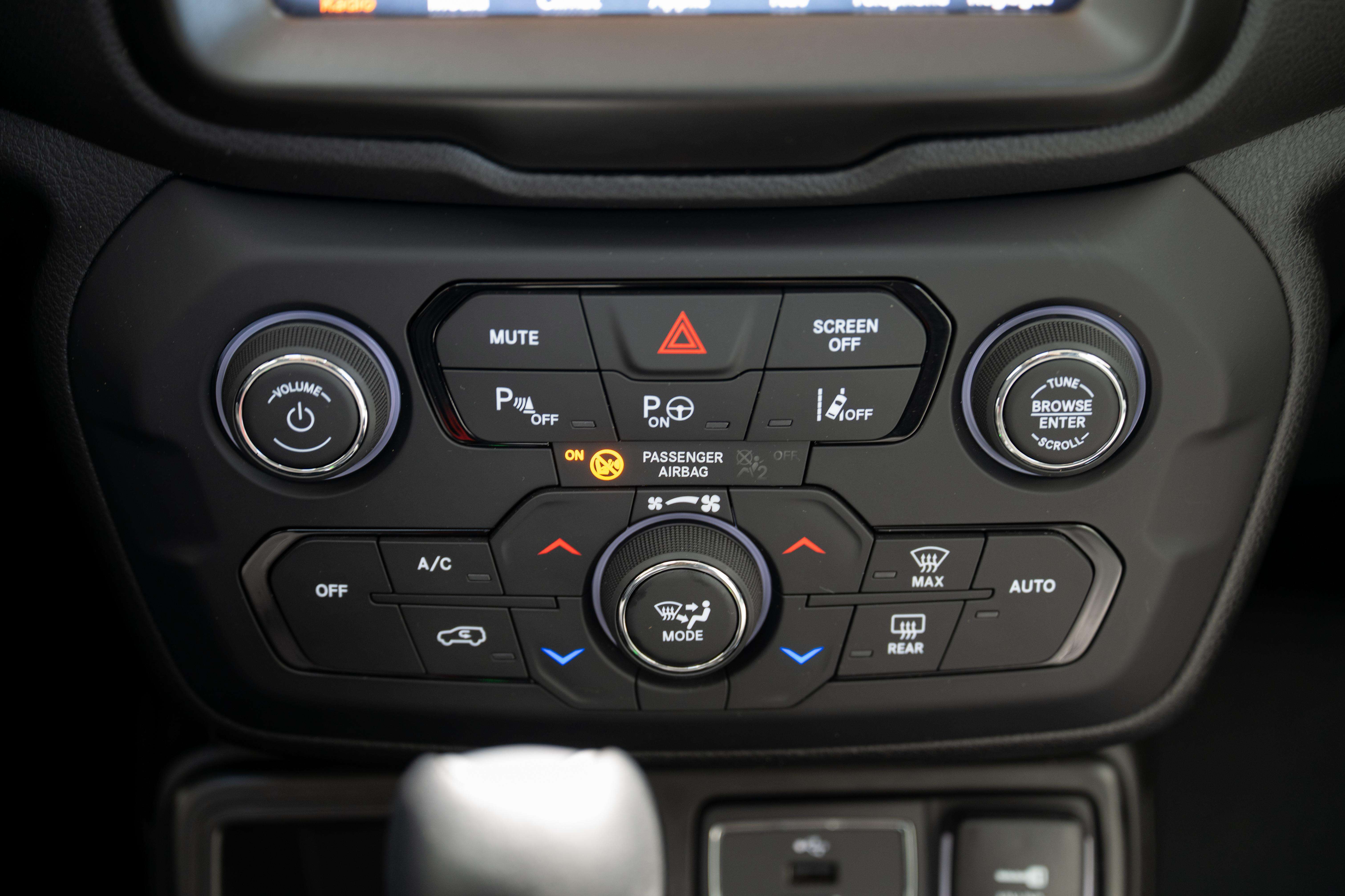 Jeep Renegade 1.5 T4 MHEV Hybrid - Toit ouvrant - Cuir Garantie