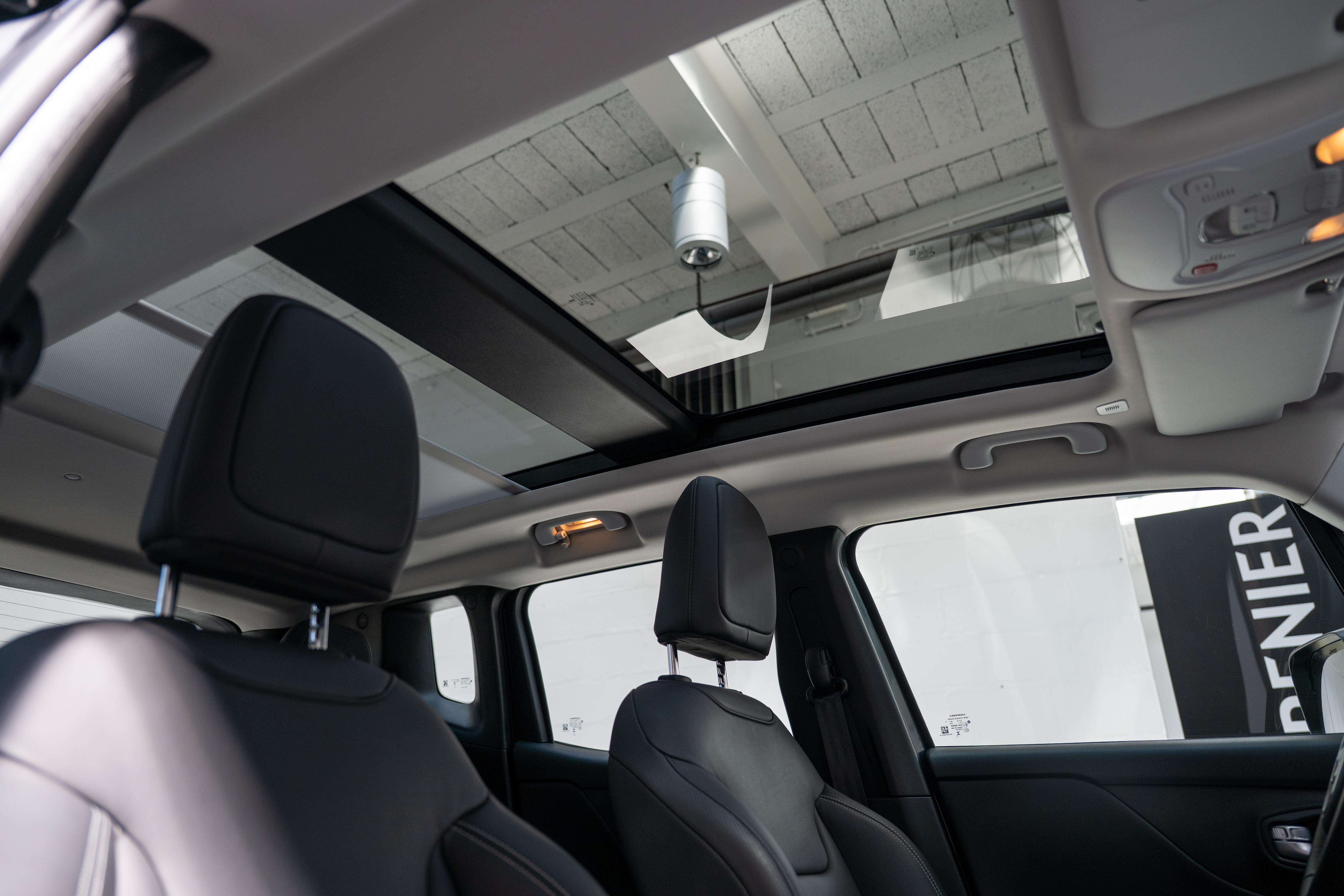 Jeep Renegade 1.5 T4 MHEV Hybrid - Toit ouvrant - Cuir Garantie